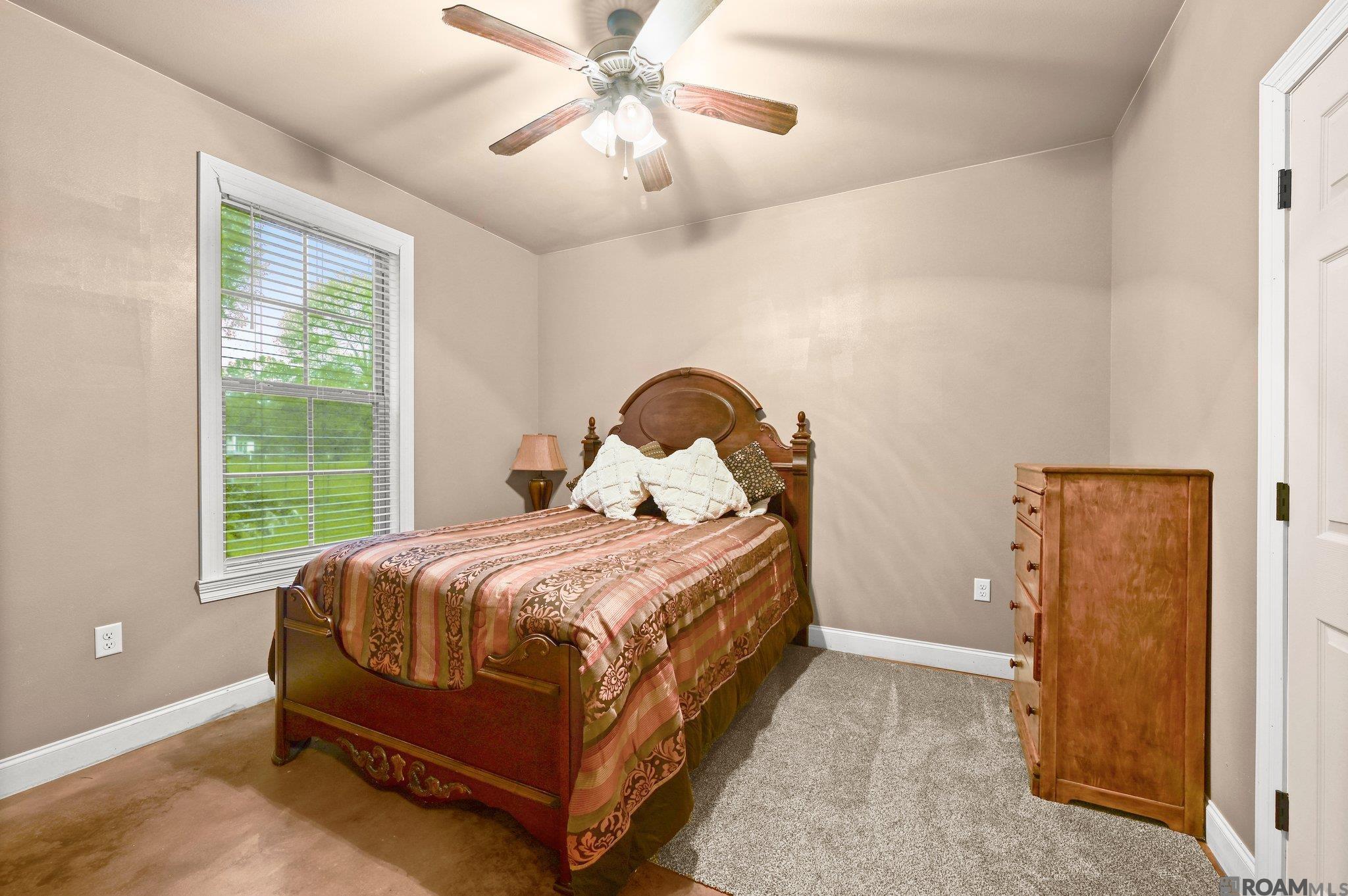 100 Tranquility Oaks, Denham Springs, LA, 70706