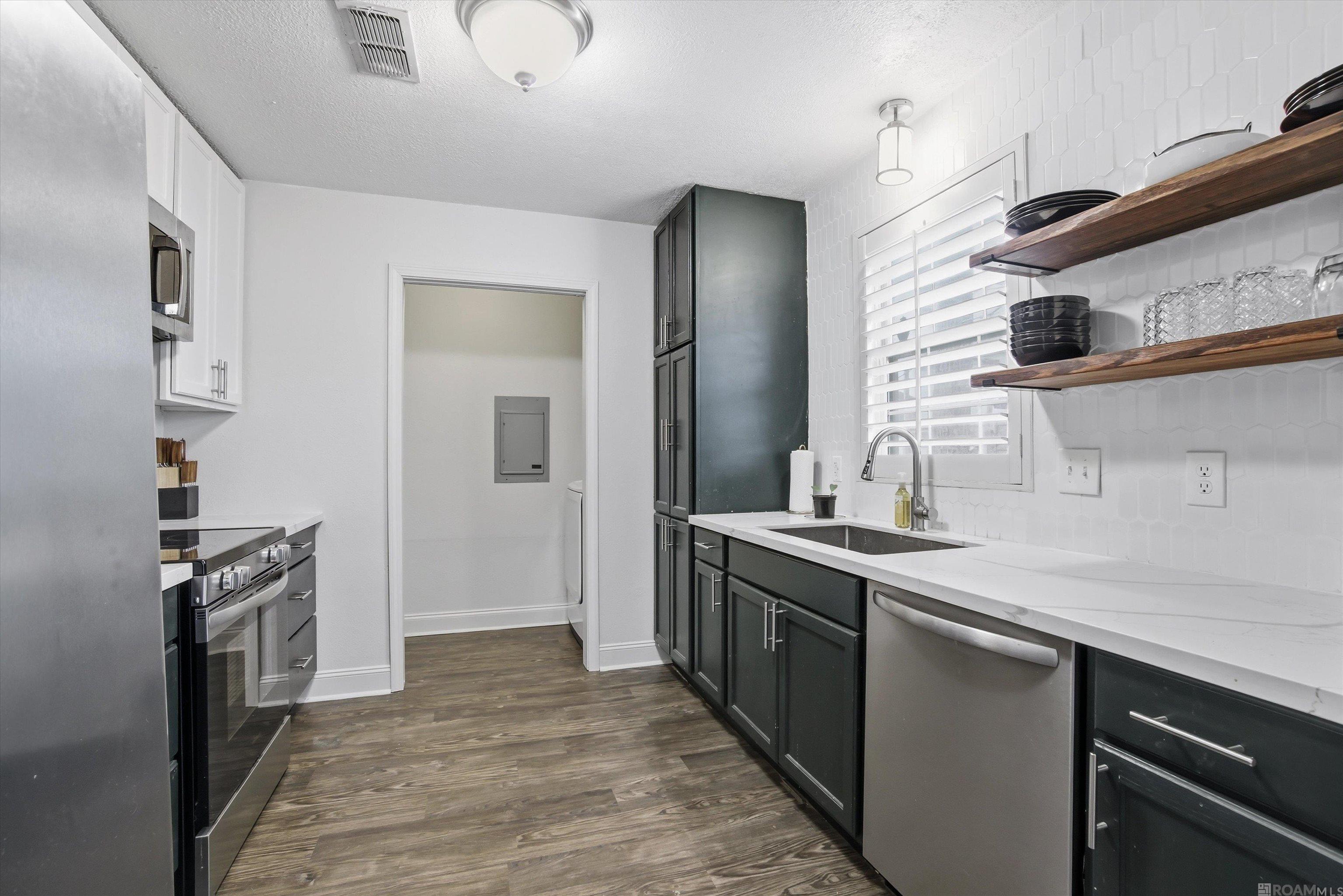 1462 W Fairview Dr, Baton Rouge, LA, 70816