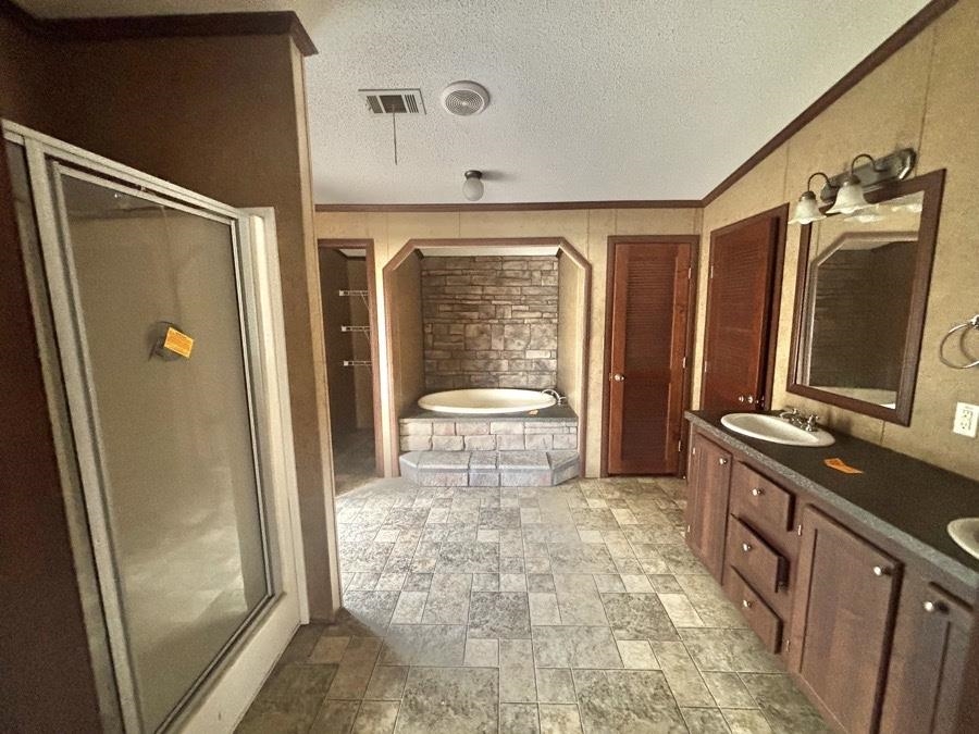 2300 Hwy 182, Raceland, LA, 70394