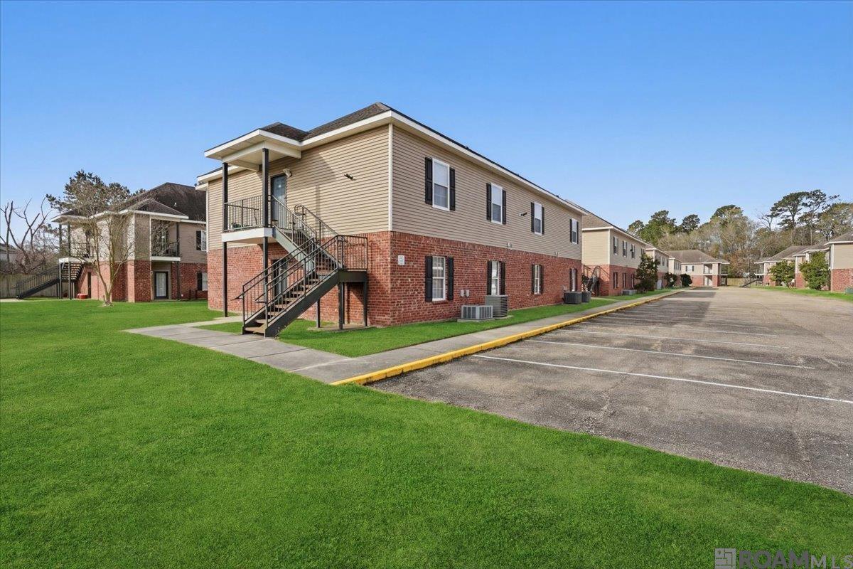 31855 La Hwy 16 UNIT 501, Denham Springs, LA, 70726