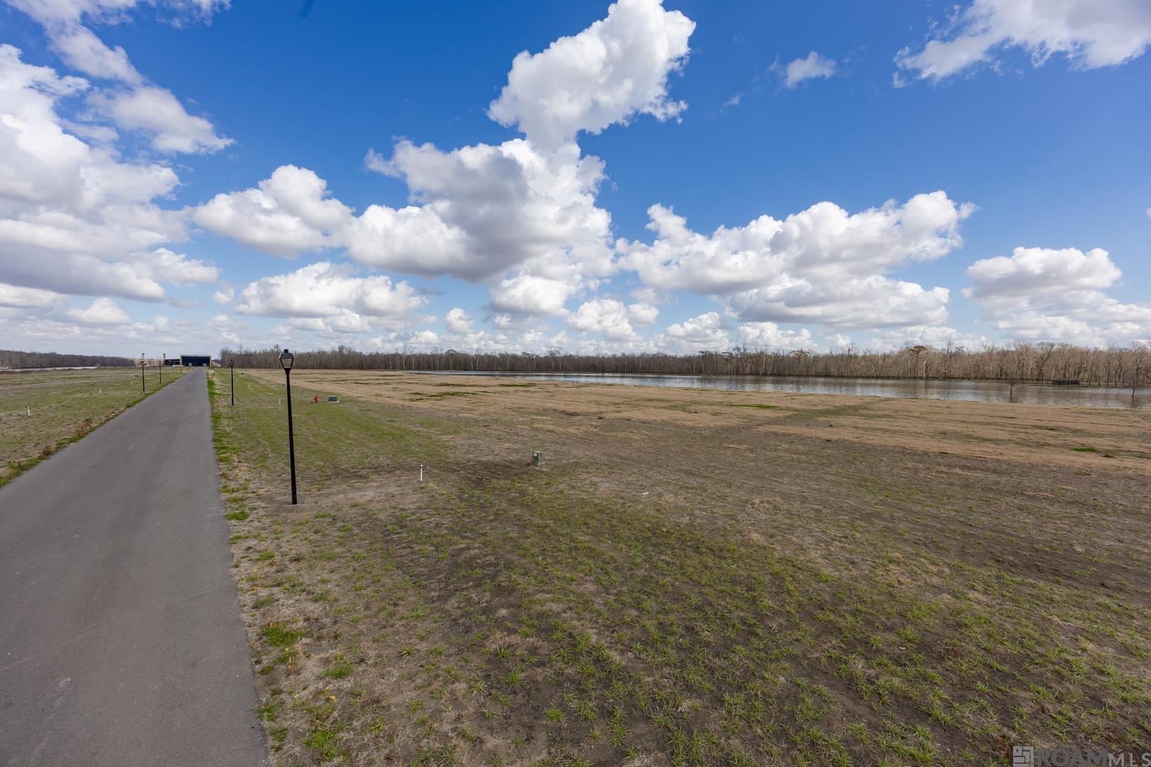 5963 Mill Town Rd, Brusly, LA, 70719