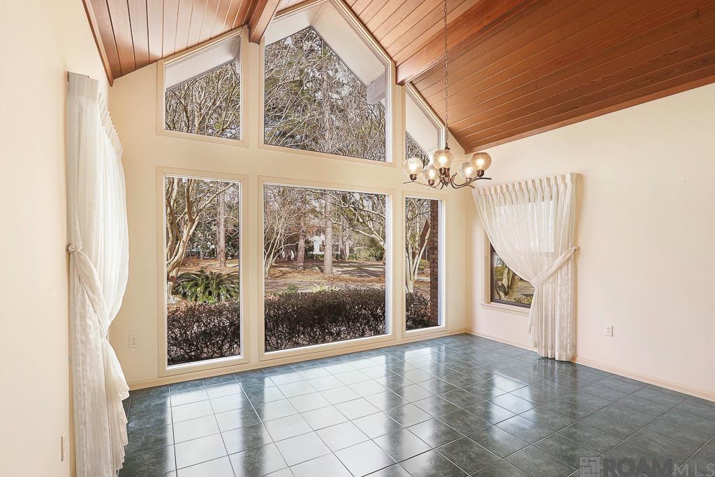 8041 Oak Hollow Dr, Baton Rouge, LA, 70810