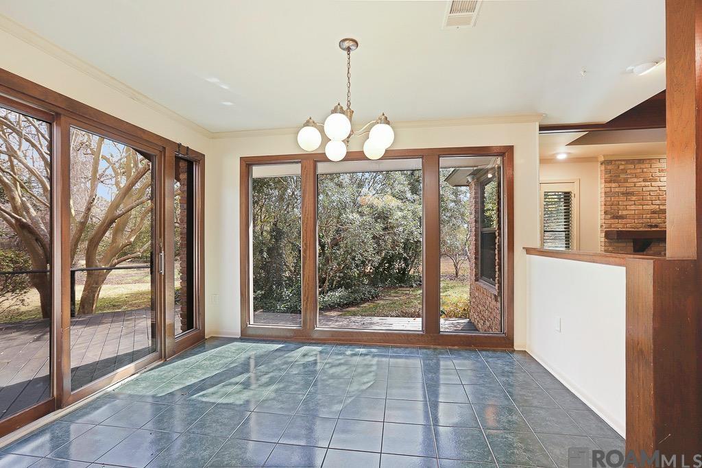 8041 Oak Hollow Dr, Baton Rouge, LA, 70810