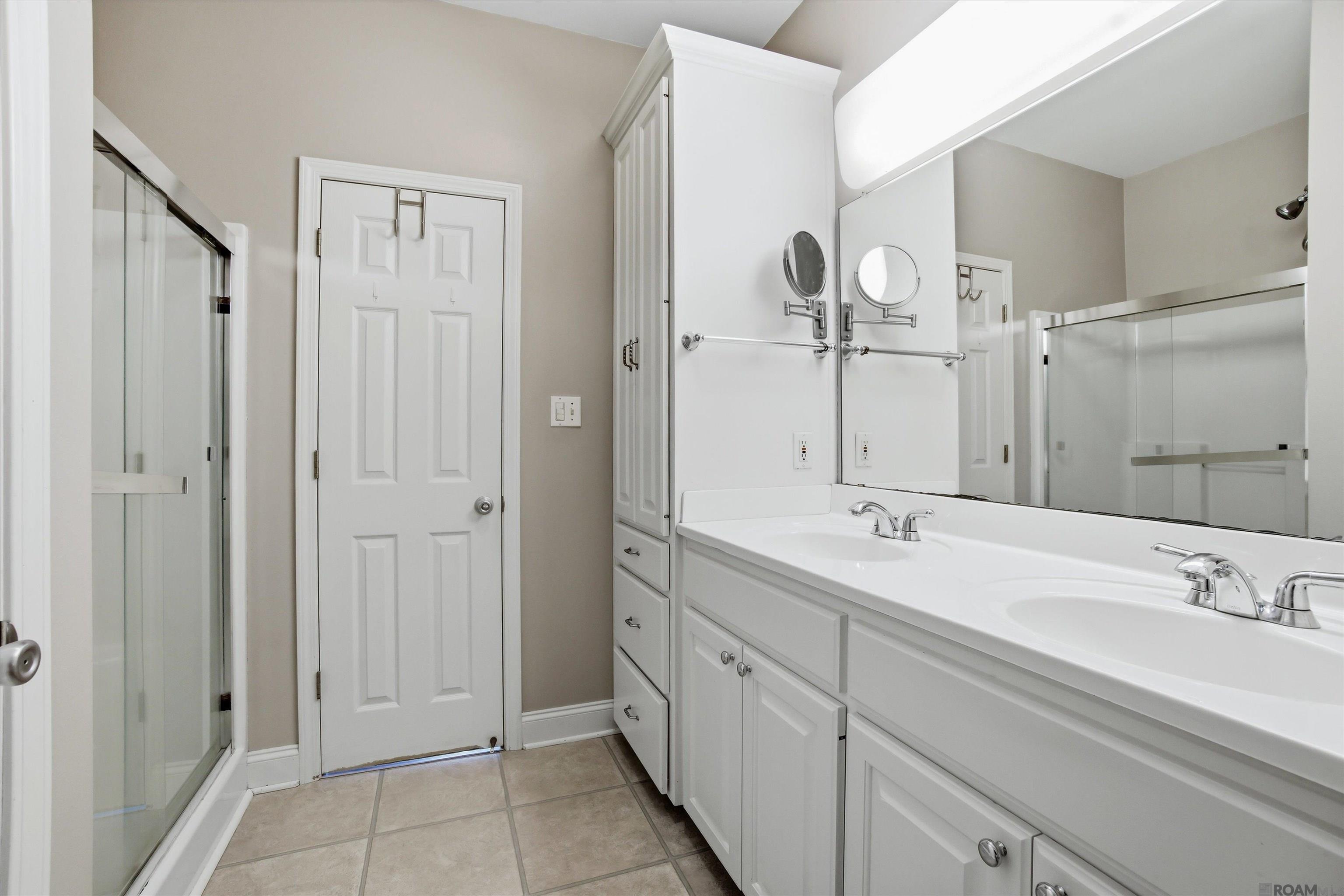 10375 Old Field Rd, St Francisville, LA, 70775