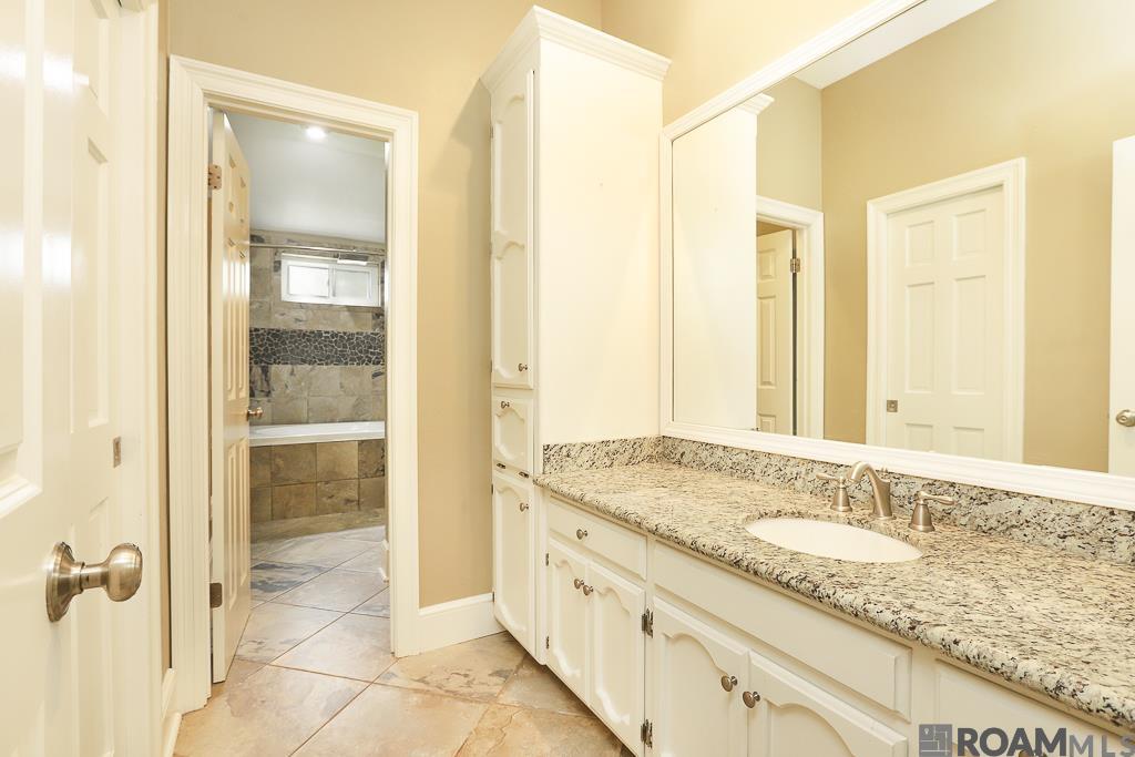 1839 Applewood Rd, Baton Rouge, LA, 70808