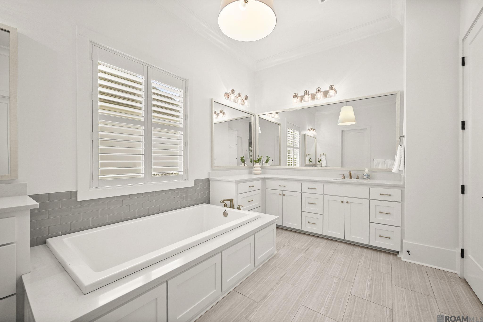 2130 Tiger Crossing Dr, Baton Rouge, LA, 70810