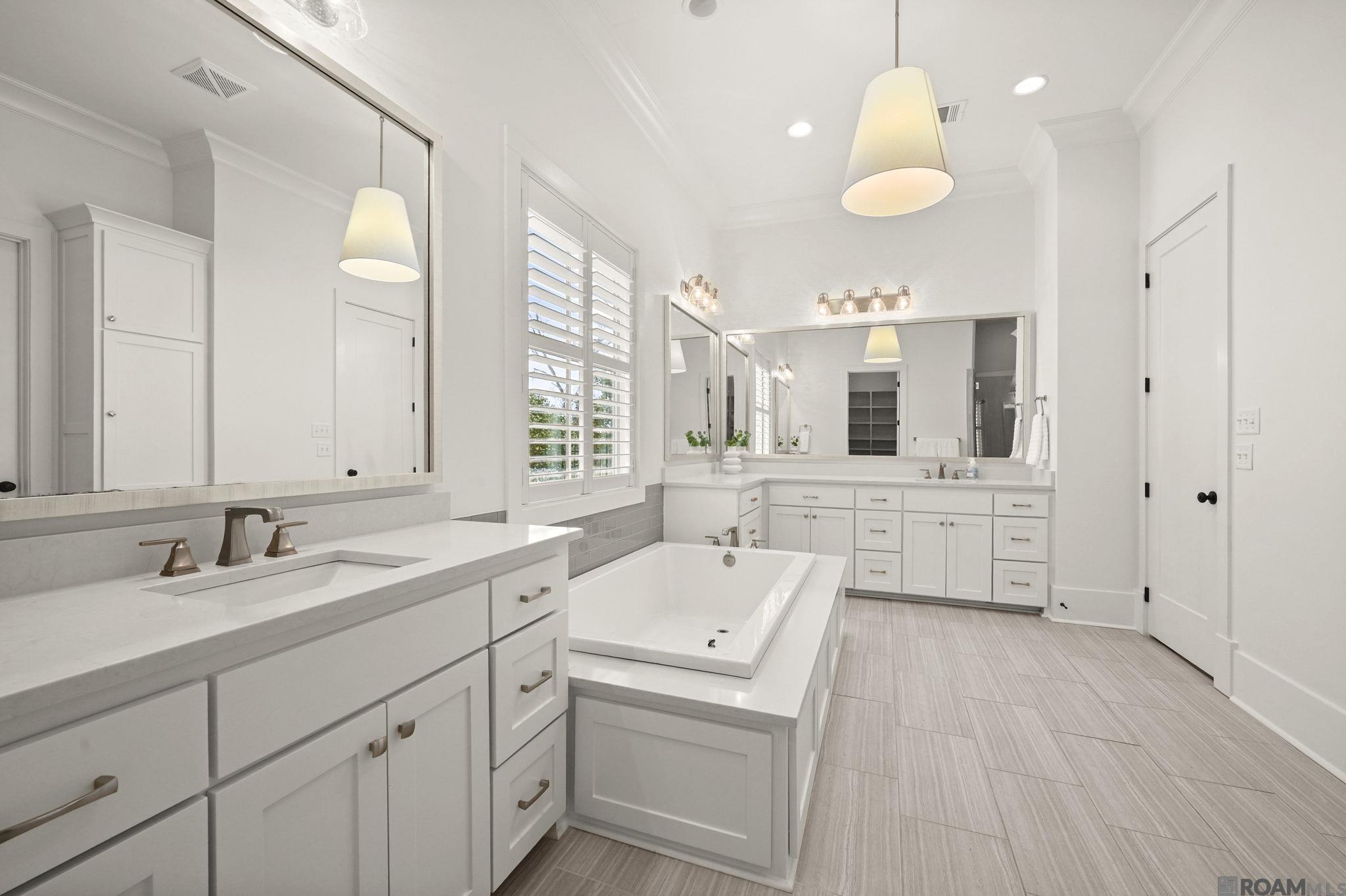 2130 Tiger Crossing Dr, Baton Rouge, LA, 70810