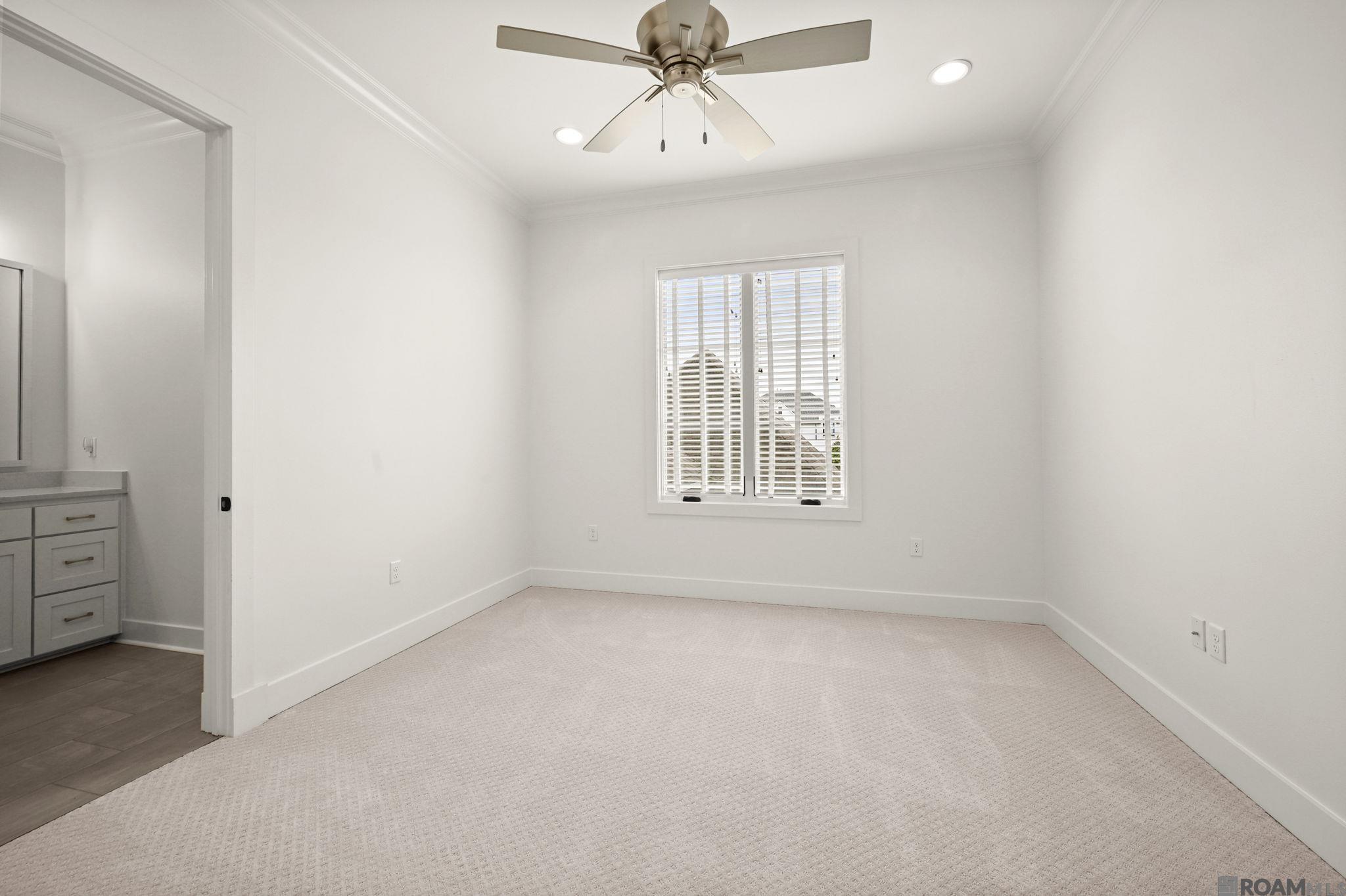 2130 Tiger Crossing Dr, Baton Rouge, LA, 70810