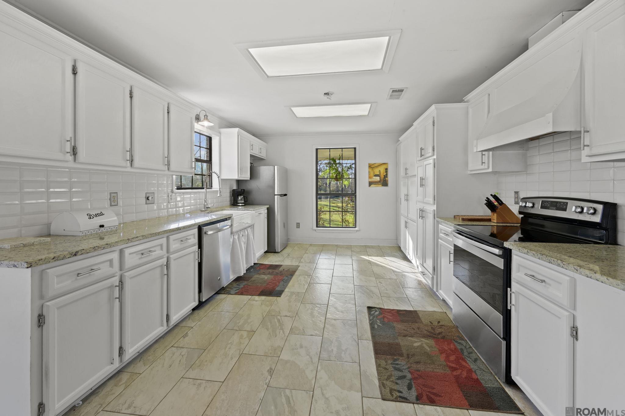 9821 Bank St Extension, Clinton, LA, 70722