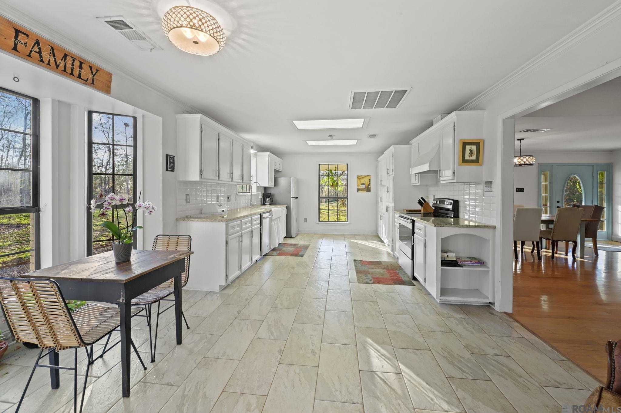 9821 Bank St Extension, Clinton, LA, 70722