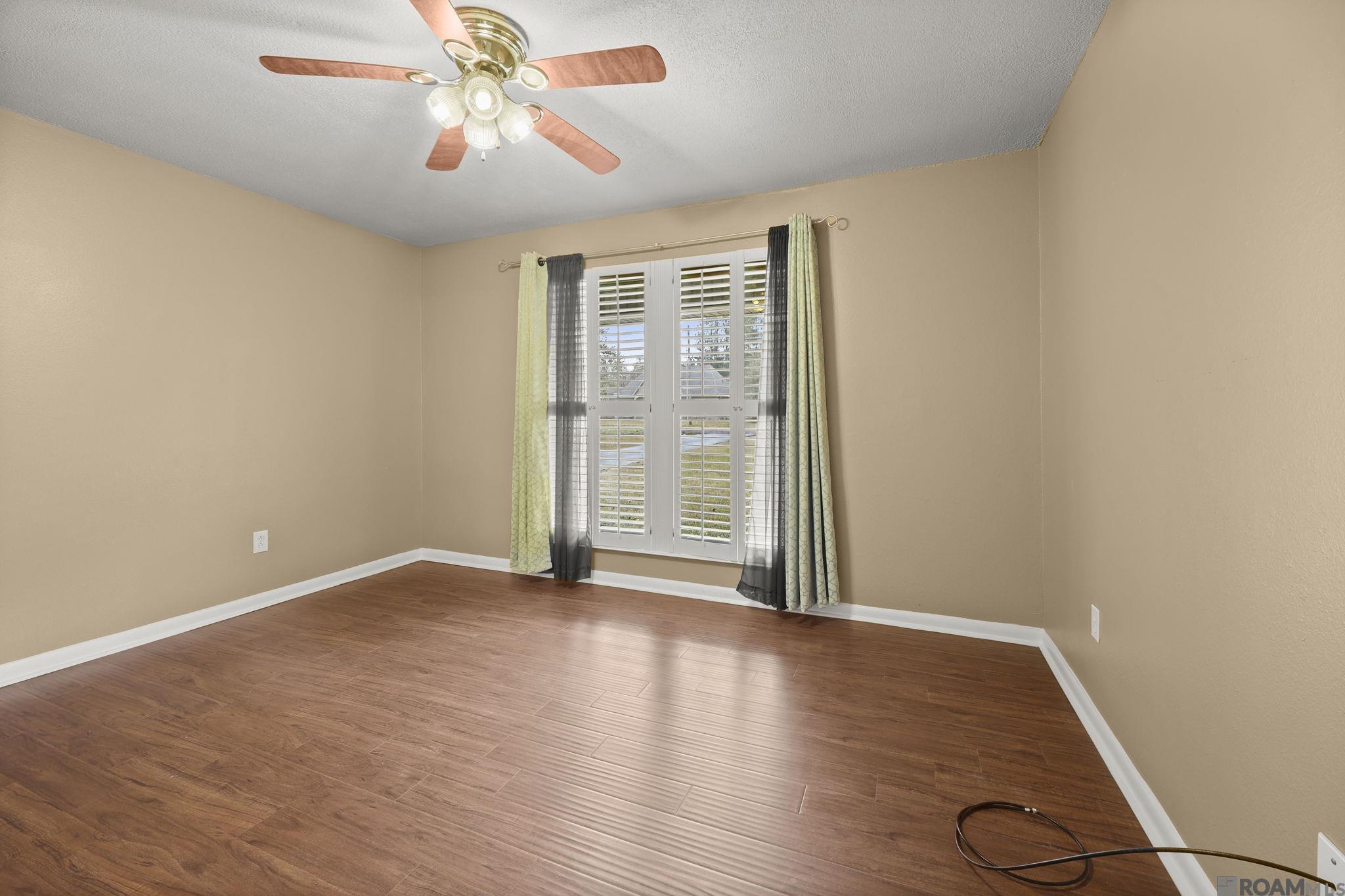 26903 Jill Rd, Holden, LA, 70744