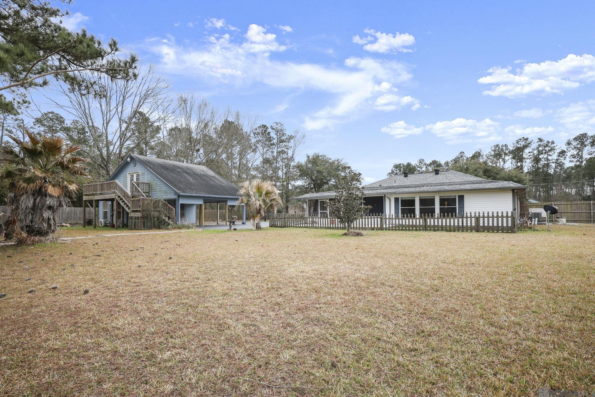 26903 Jill Rd, Holden, LA, 70744