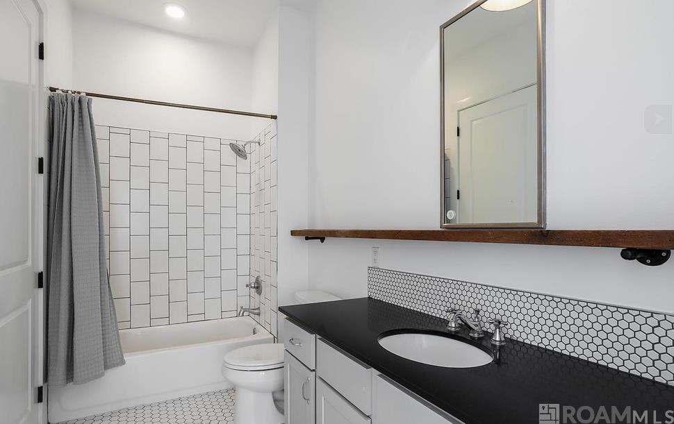 255 E Boyd Dr UNIT 304, Baton Rouge, LA, 70808