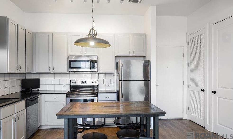 255 E Boyd Dr UNIT 304, Baton Rouge, LA, 70808