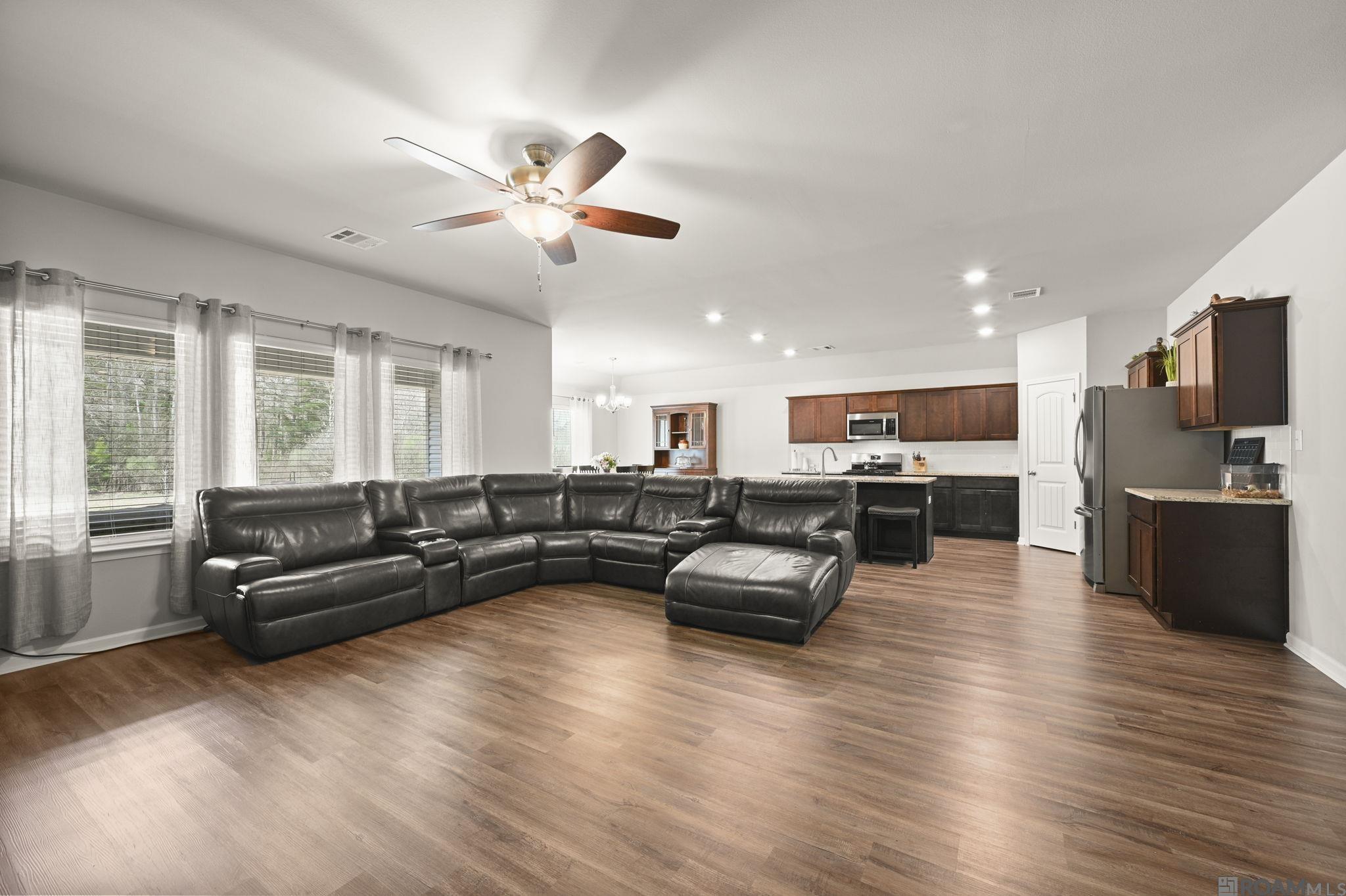 35697 Forest Manor Ave, Denham Springs, LA, 70706