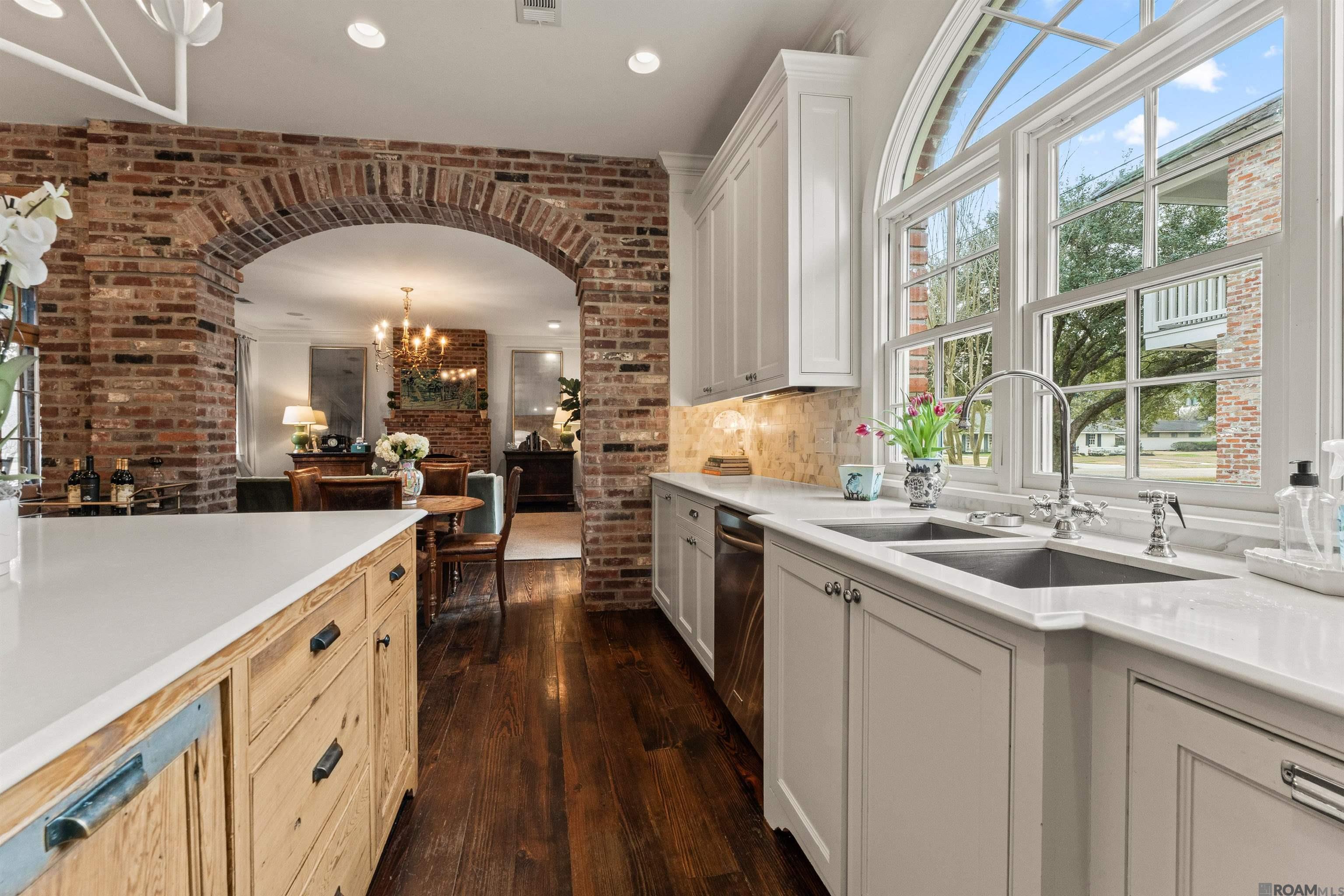 7665 Richards Dr, Baton Rouge, LA, 70809