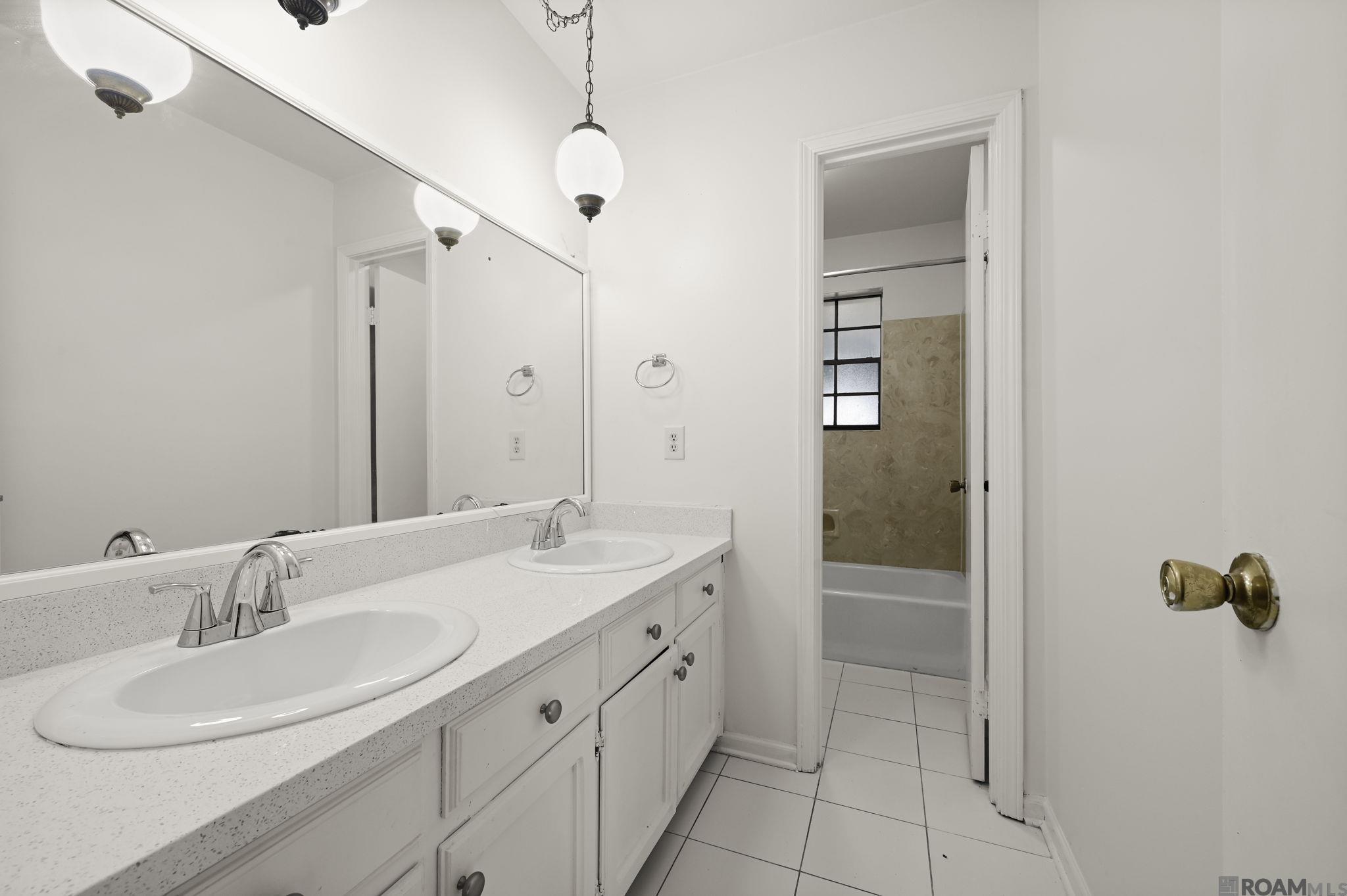 5023 Front Royal Dr, Baton Rouge, LA, 70817