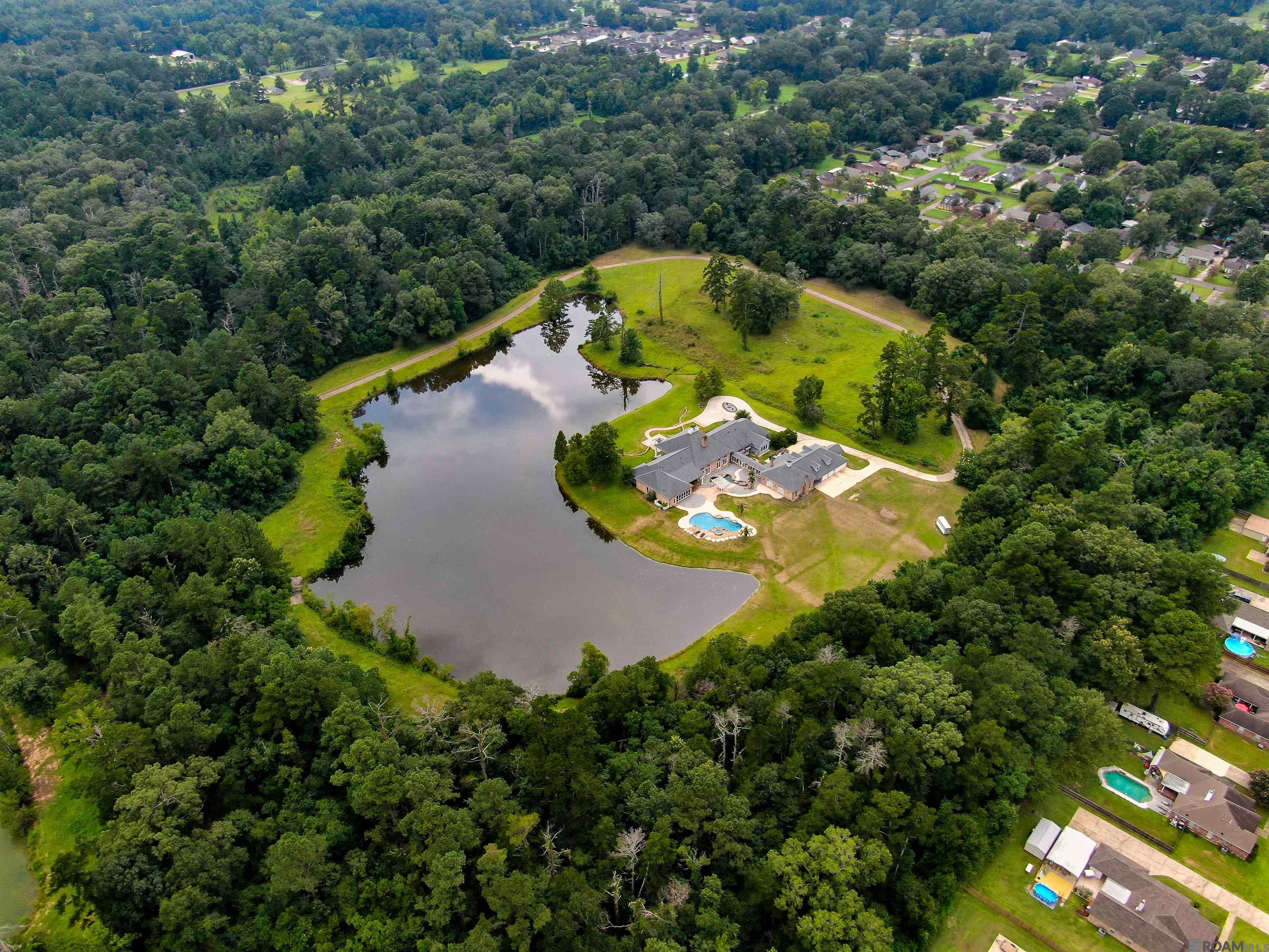 19437 Point O' Woods Ct, Baton Rouge, LA, 70809