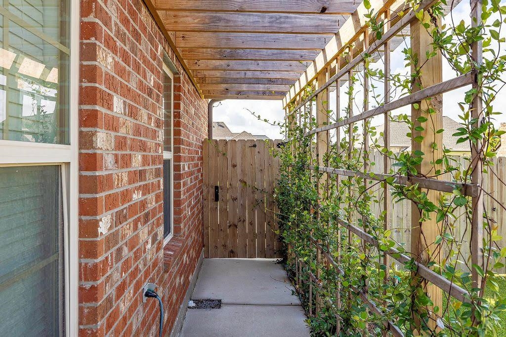 267 James Edison Drive, Gray, LA, 70359