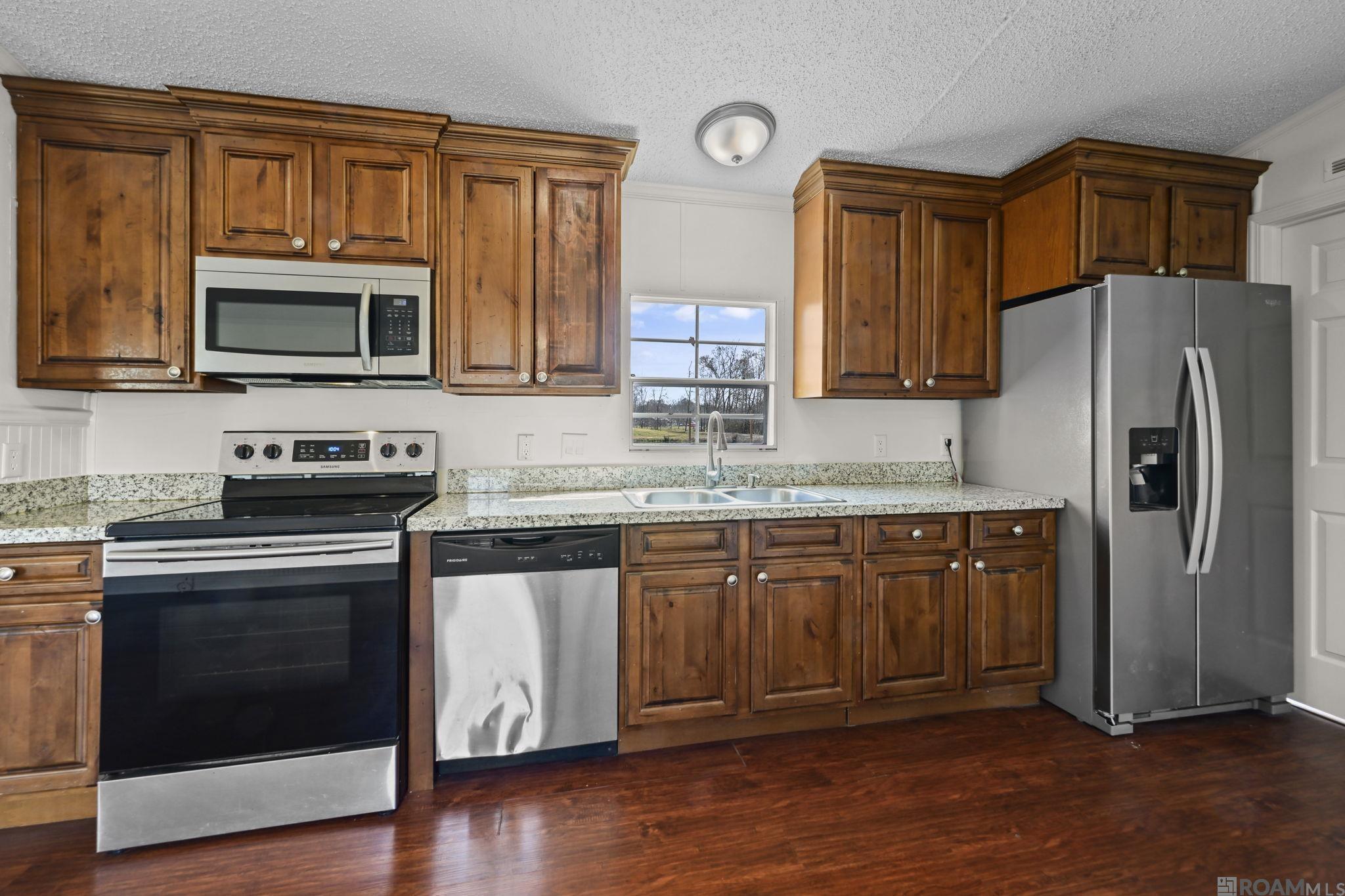 39054 Camp Dr, Prairieville, LA, 70769