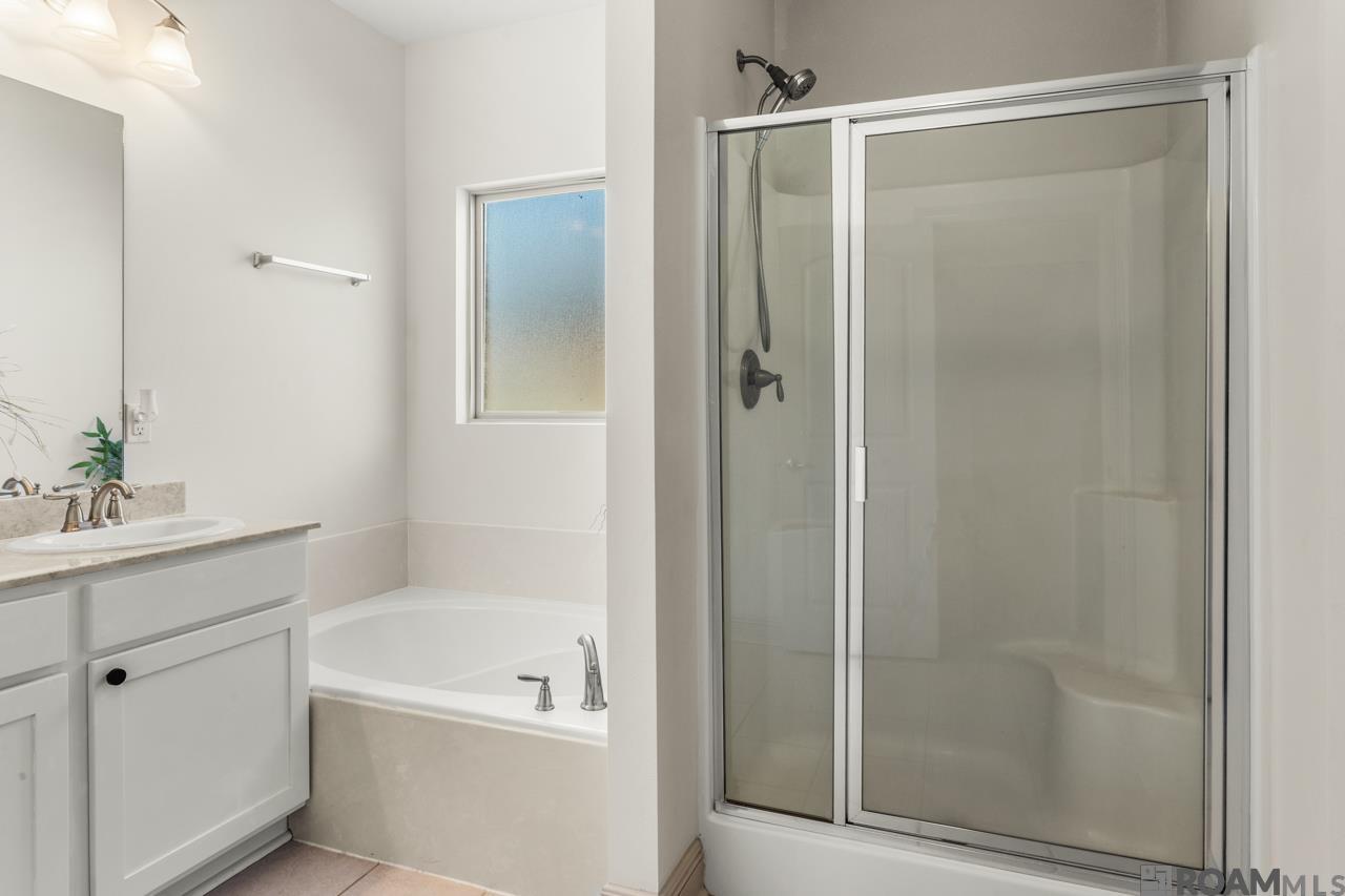 17604 Hoods Ridge Dr, Prairieville, LA, 70769