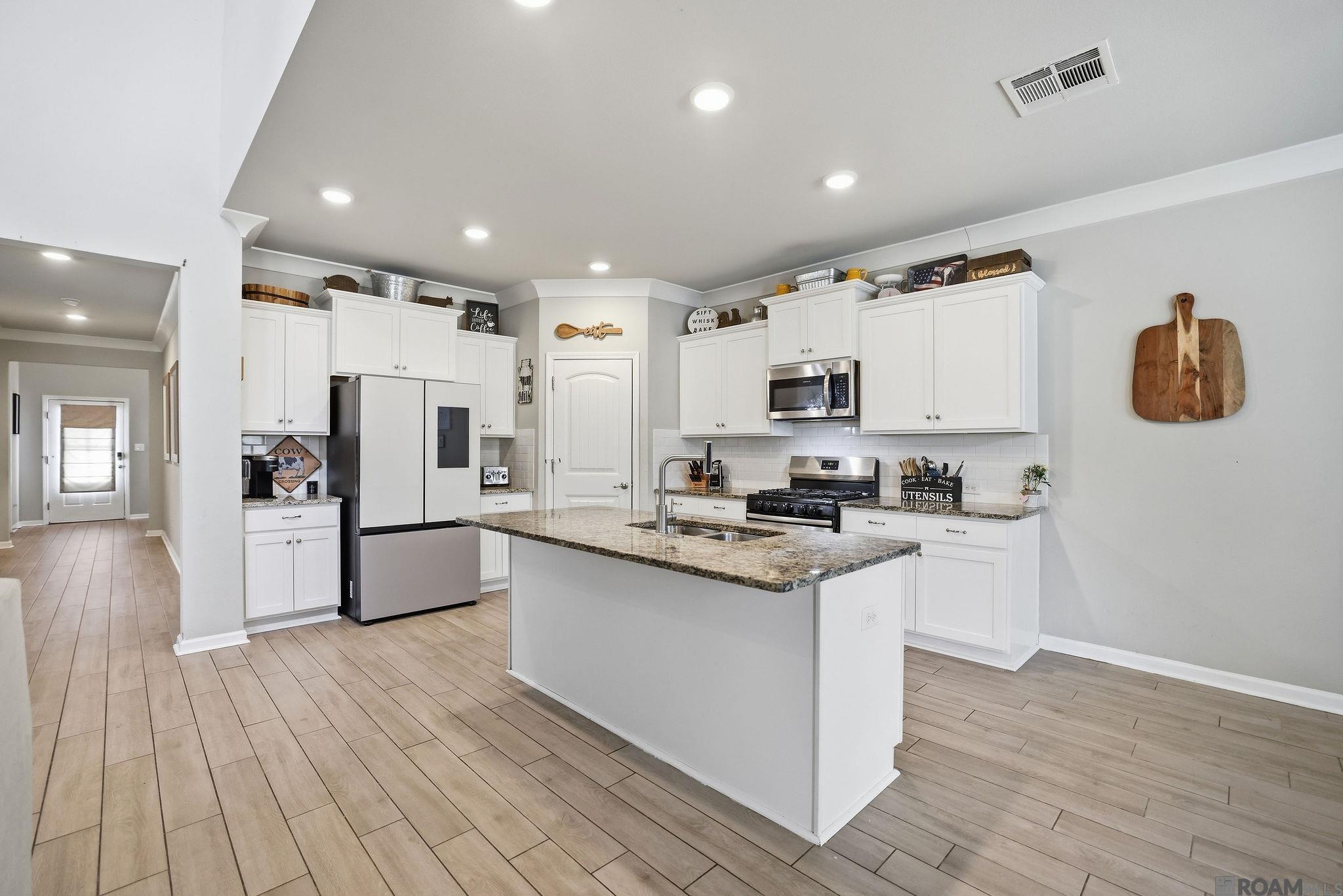 22470 Loving Dr, Denham Springs, LA, 70726