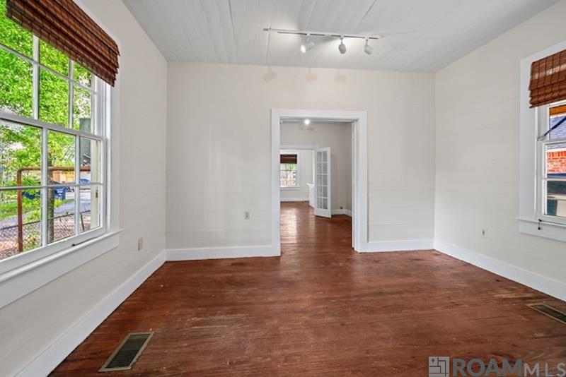 5557 Government St, Baton Rouge, LA, 70806