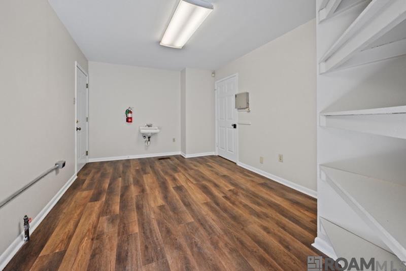 5557 Government St, Baton Rouge, LA, 70806