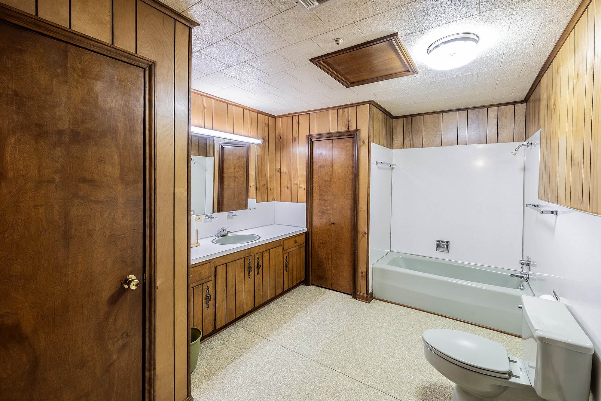 5380 West Main Street, Houma, LA, 70360