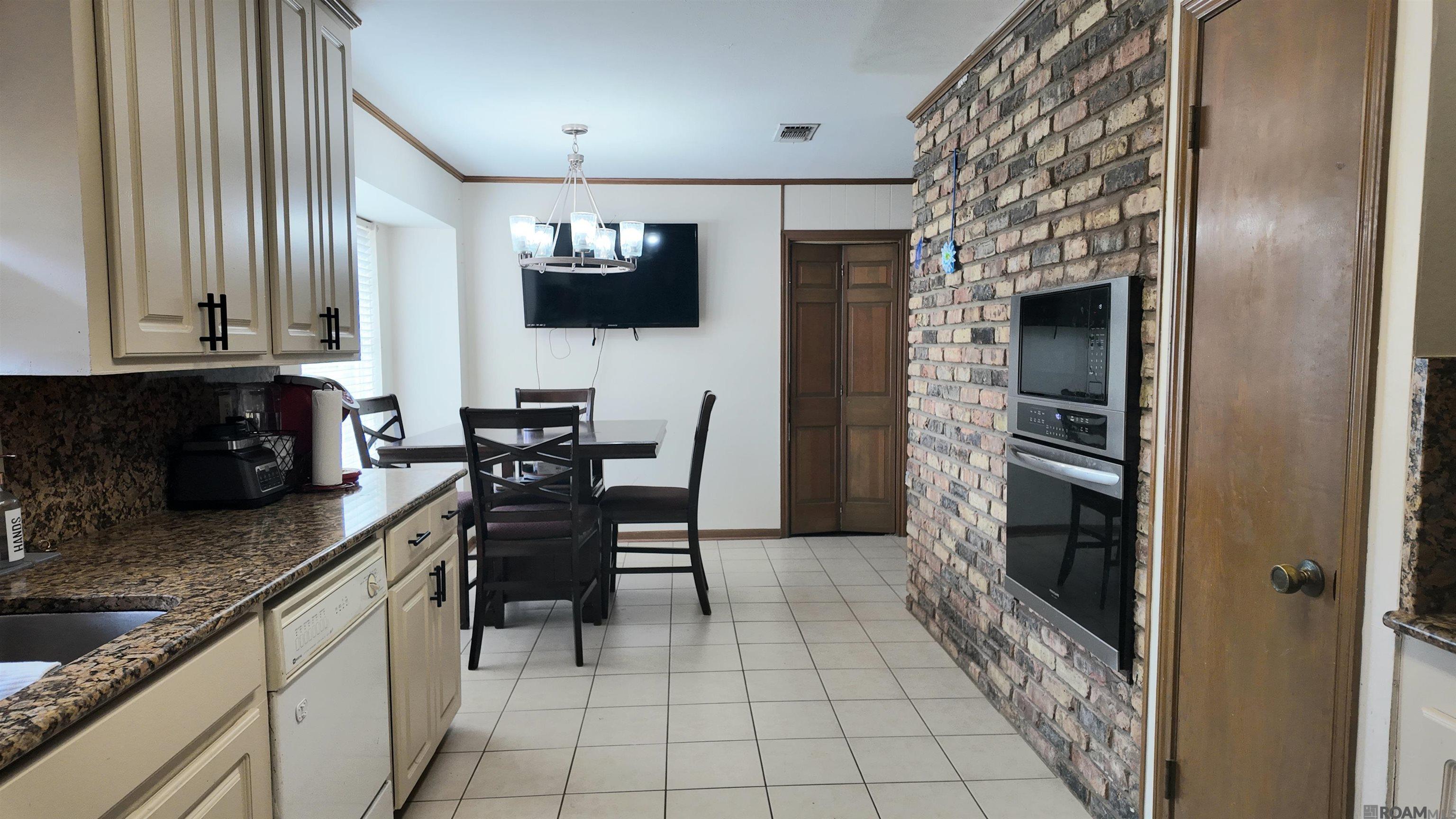 381 Shadydale Dr, Baton Rouge, LA, 70815