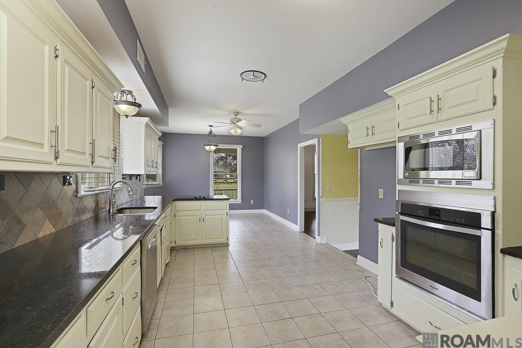 520 Pecan Dr, St Gabriel, LA, 70776