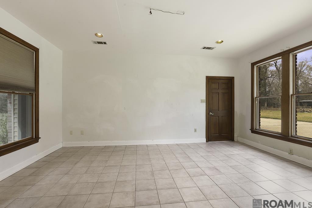 520 Pecan Dr, St Gabriel, LA, 70776