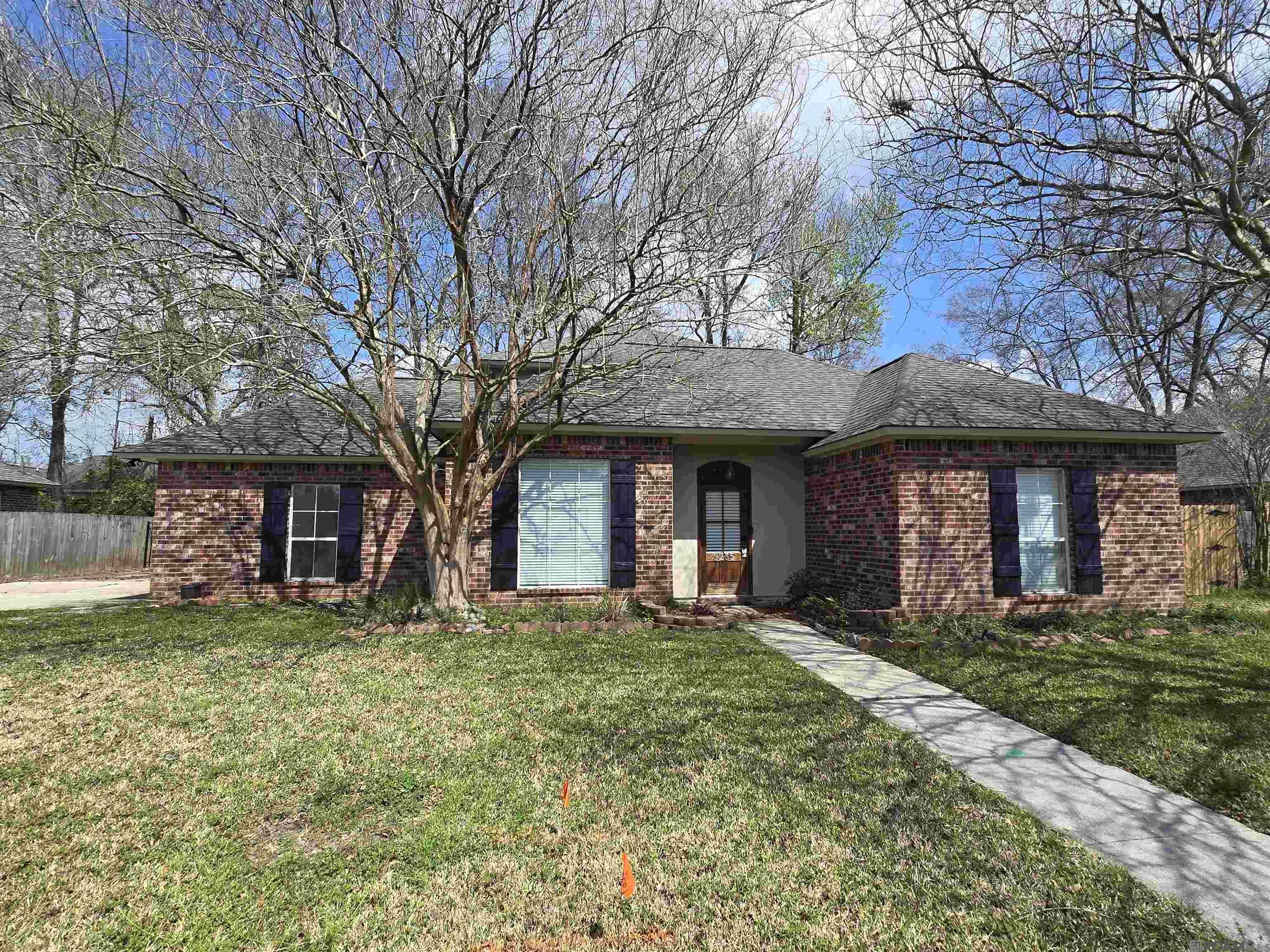 9235 Worthington Lake Ave, Baton Rouge, LA, 70810