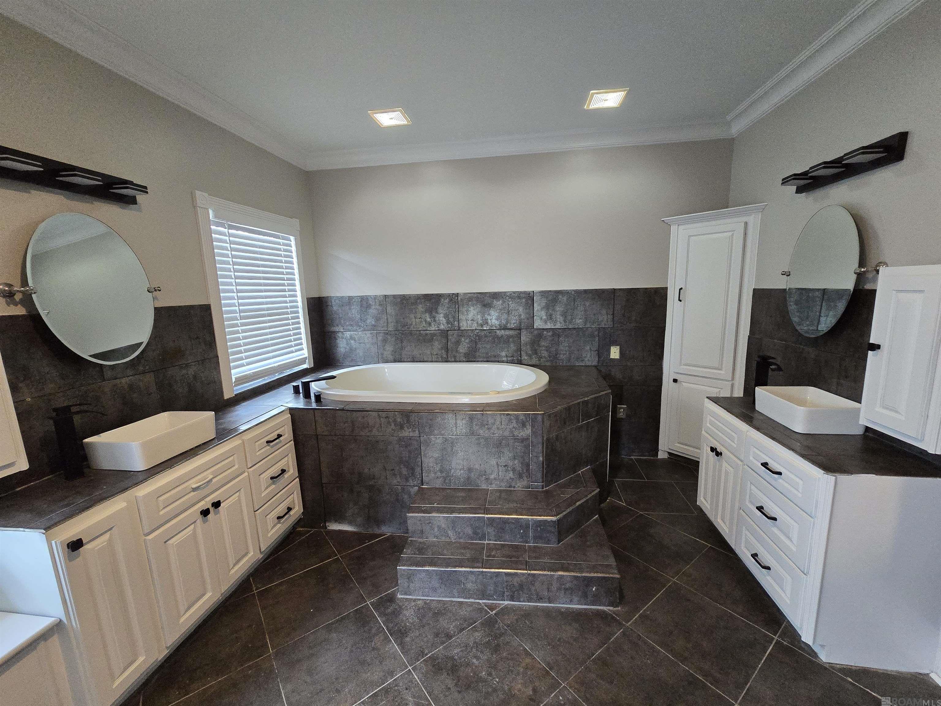 9235 Worthington Lake Ave, Baton Rouge, LA, 70810