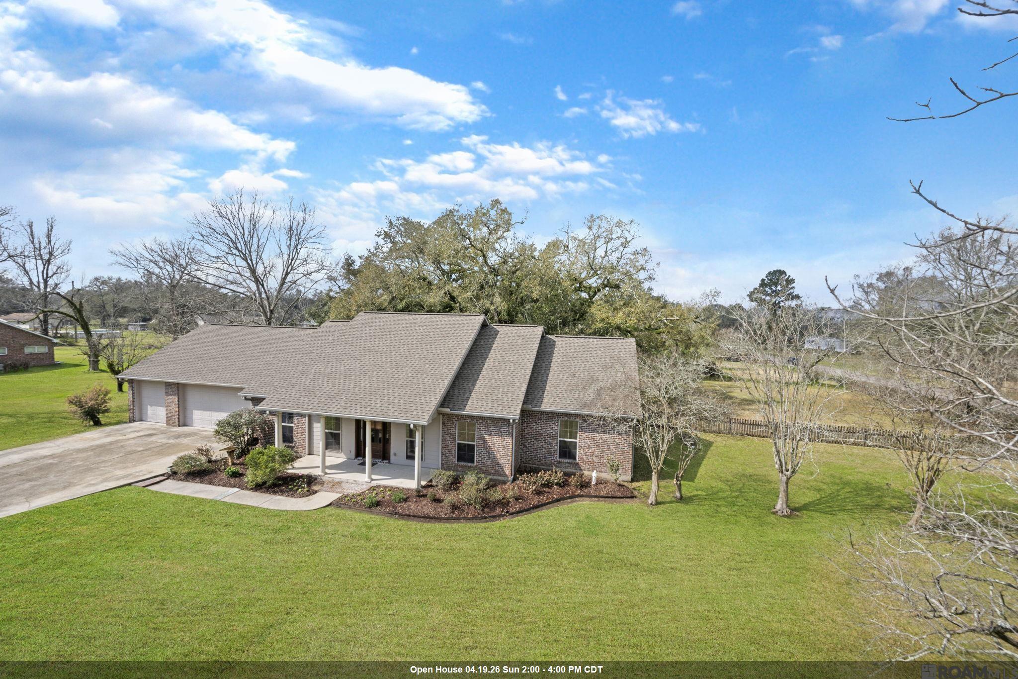 41255 Black Bayou Rd, Gonzales, LA, 70737