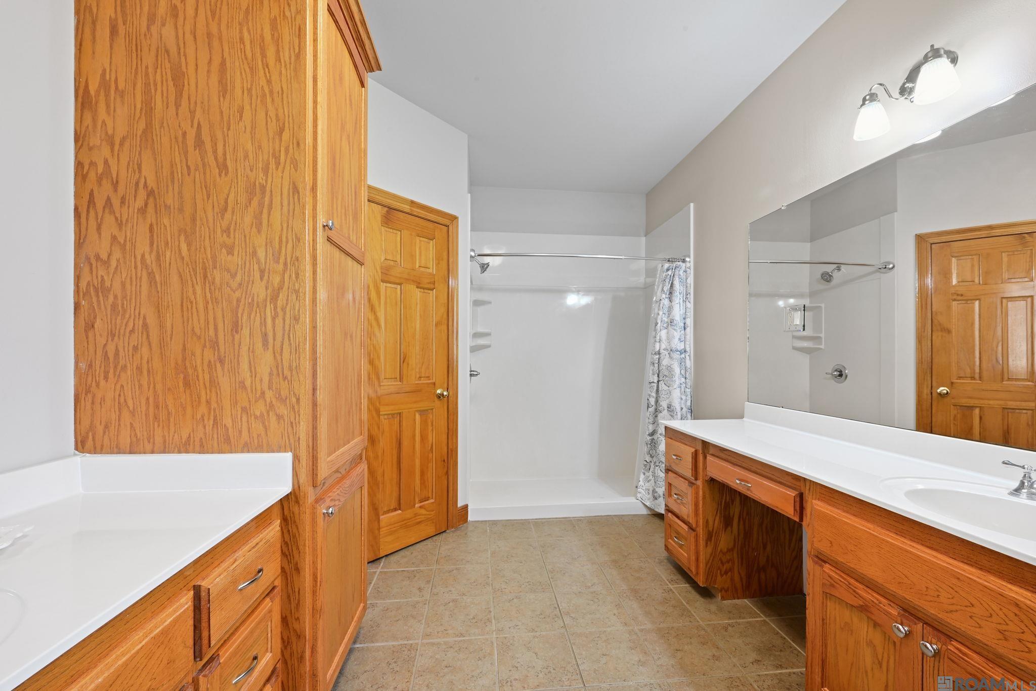 41255 Black Bayou Rd, Gonzales, LA, 70737