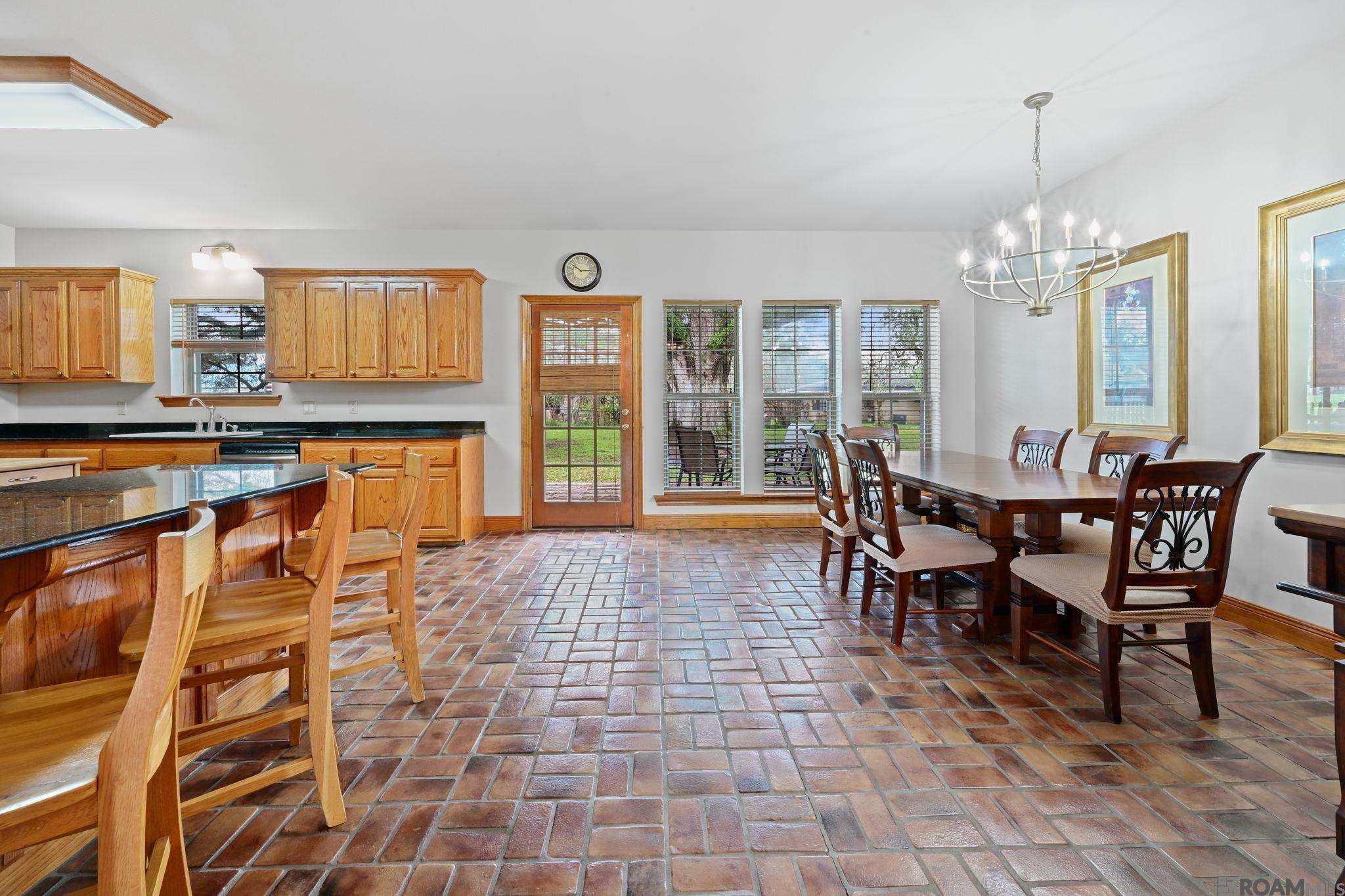 41255 Black Bayou Rd, Gonzales, LA, 70737