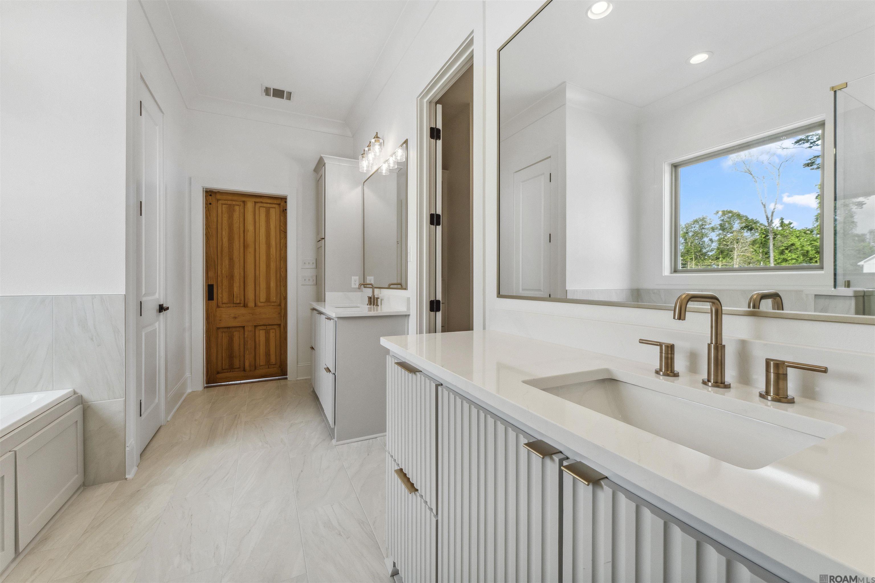 9085 Hillon Hood Rd, Denham Springs, LA, 70726