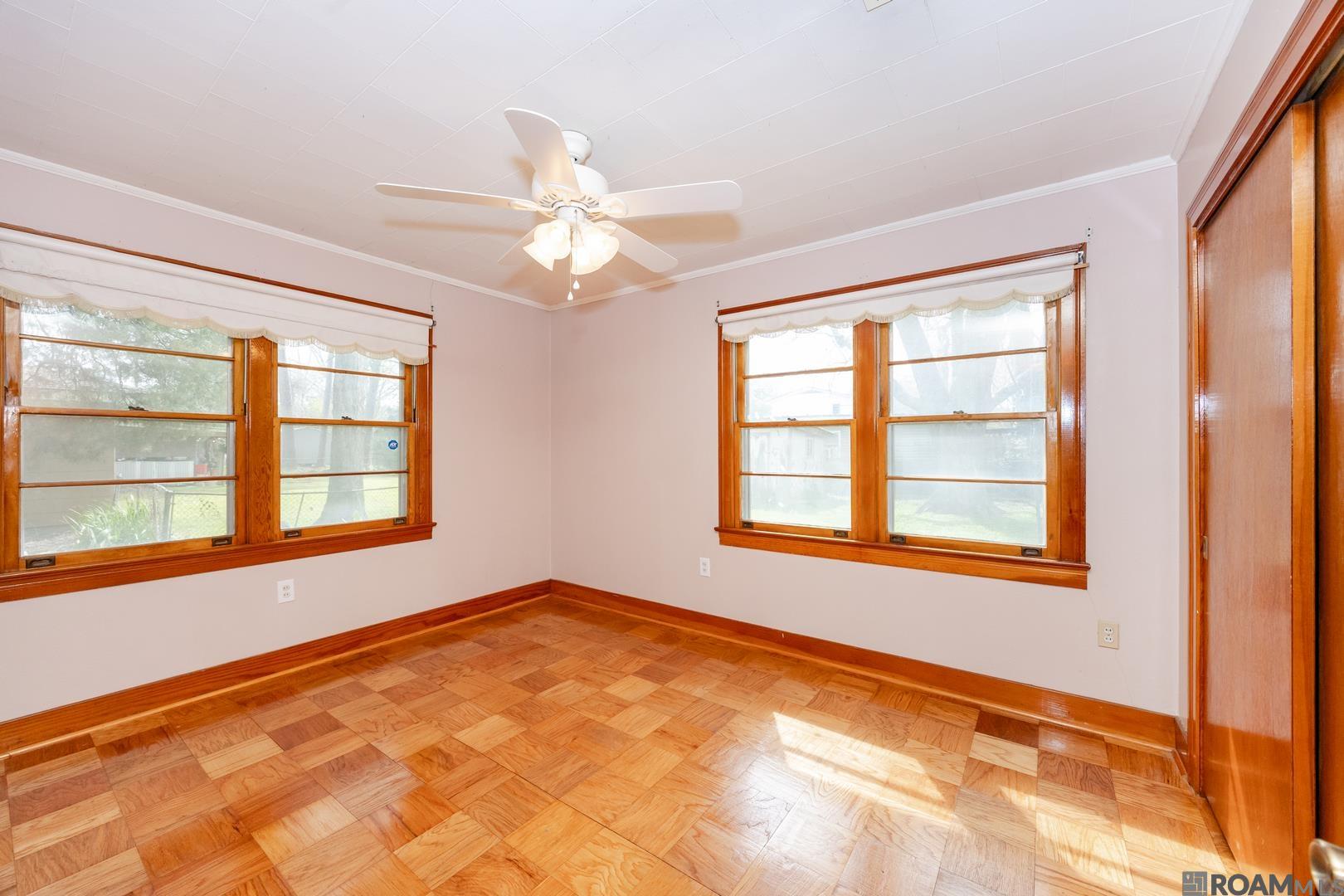 819 Ave F, Port Allen, LA, 70767