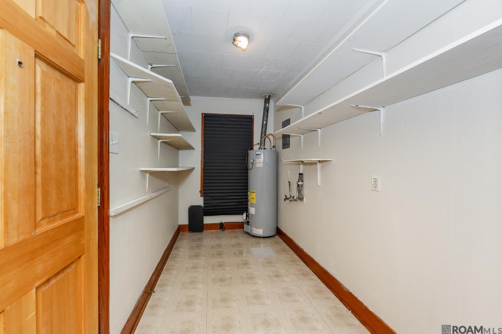 819 Ave F, Port Allen, LA, 70767