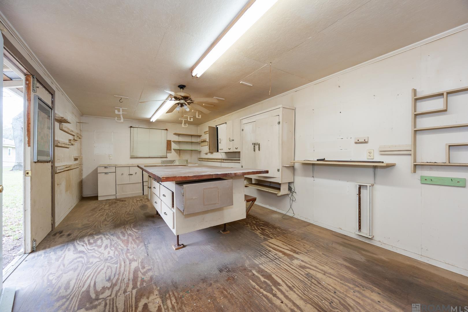 819 Ave F, Port Allen, LA, 70767