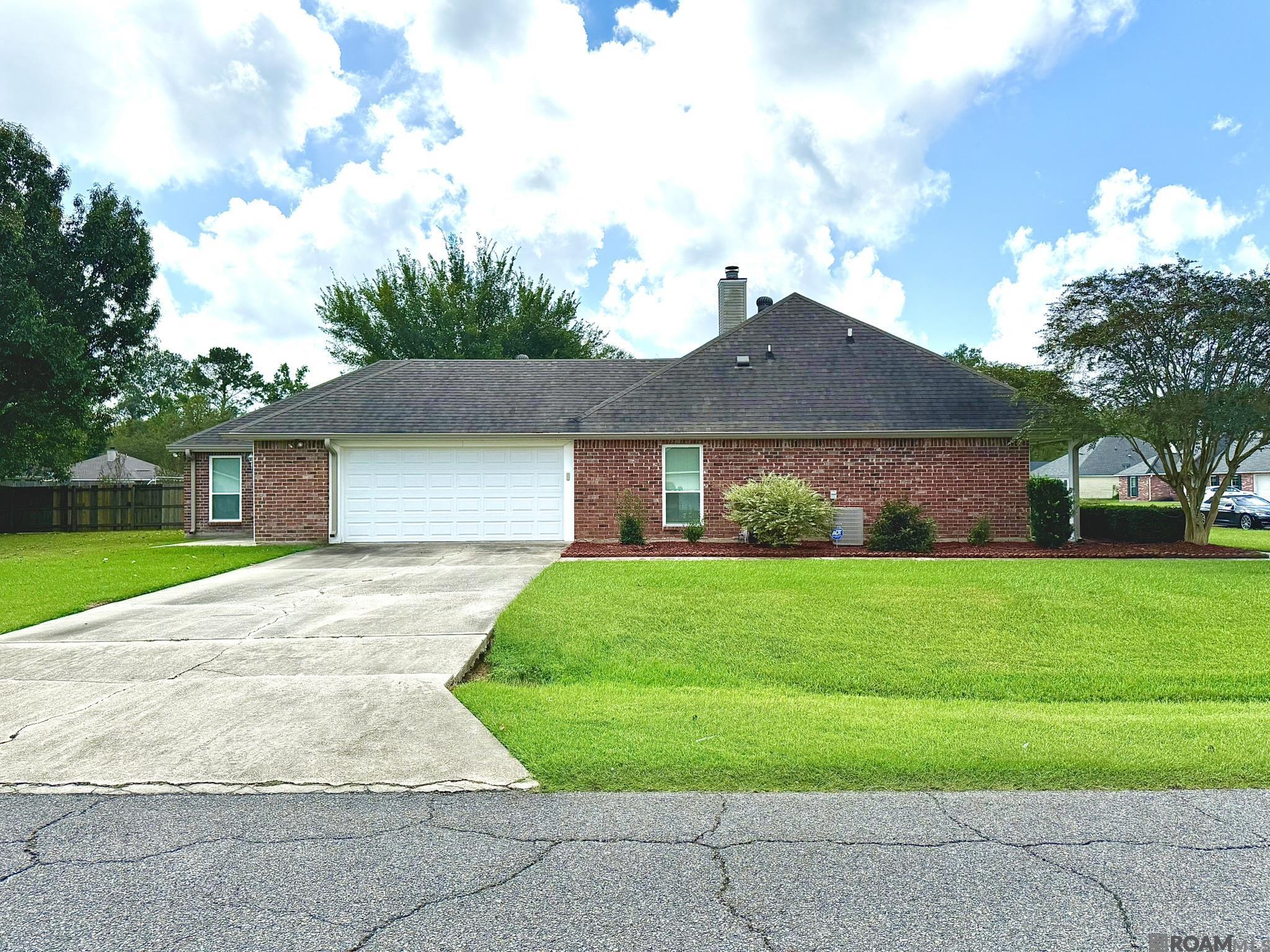 15290 W Bayou Dr, Prairieville, LA, 70769