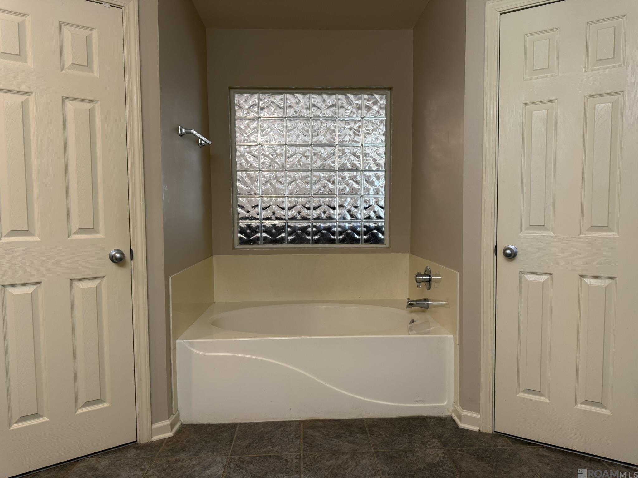 15290 W Bayou Dr, Prairieville, LA, 70769