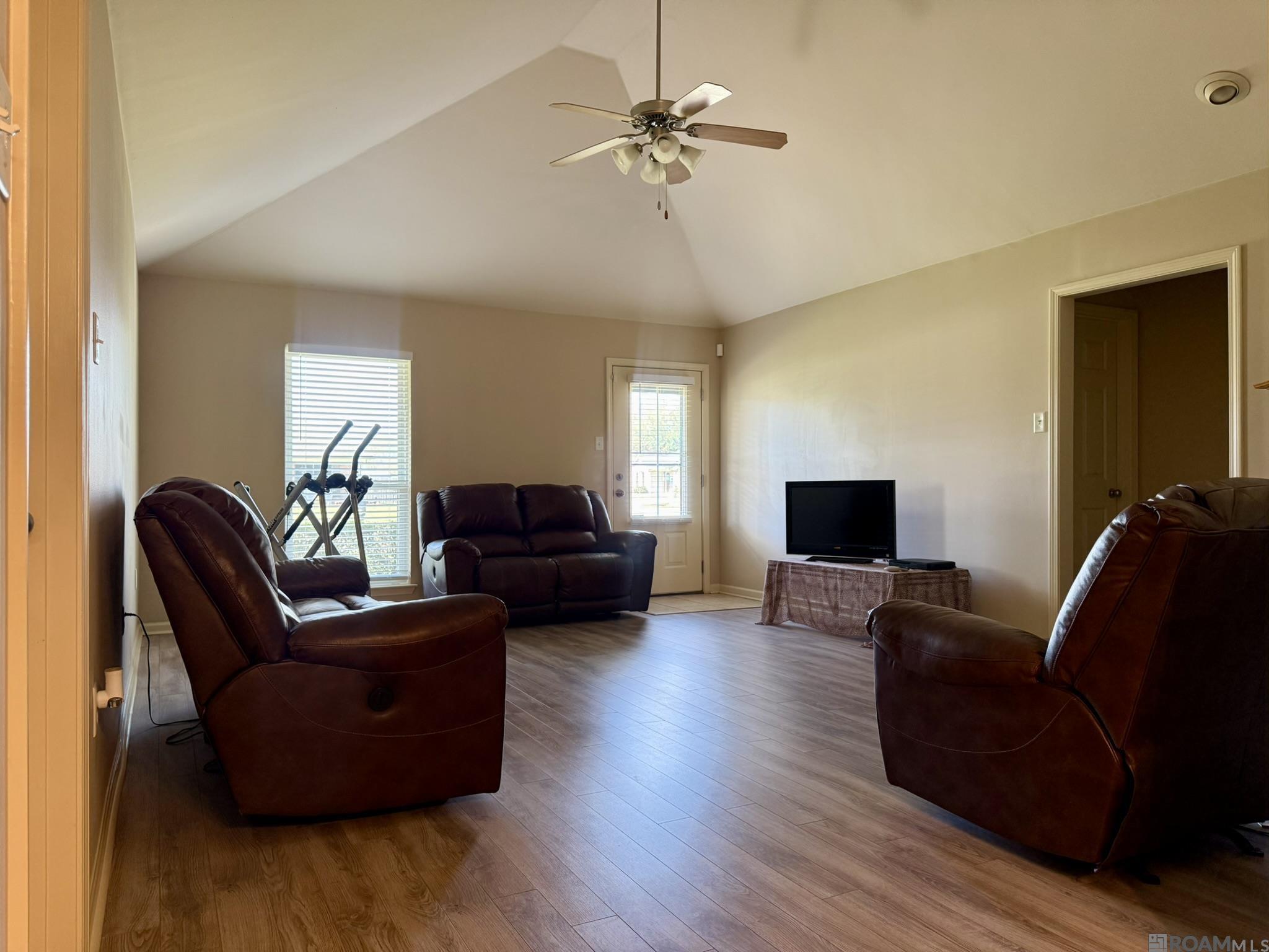 15290 W Bayou Dr, Prairieville, LA, 70769