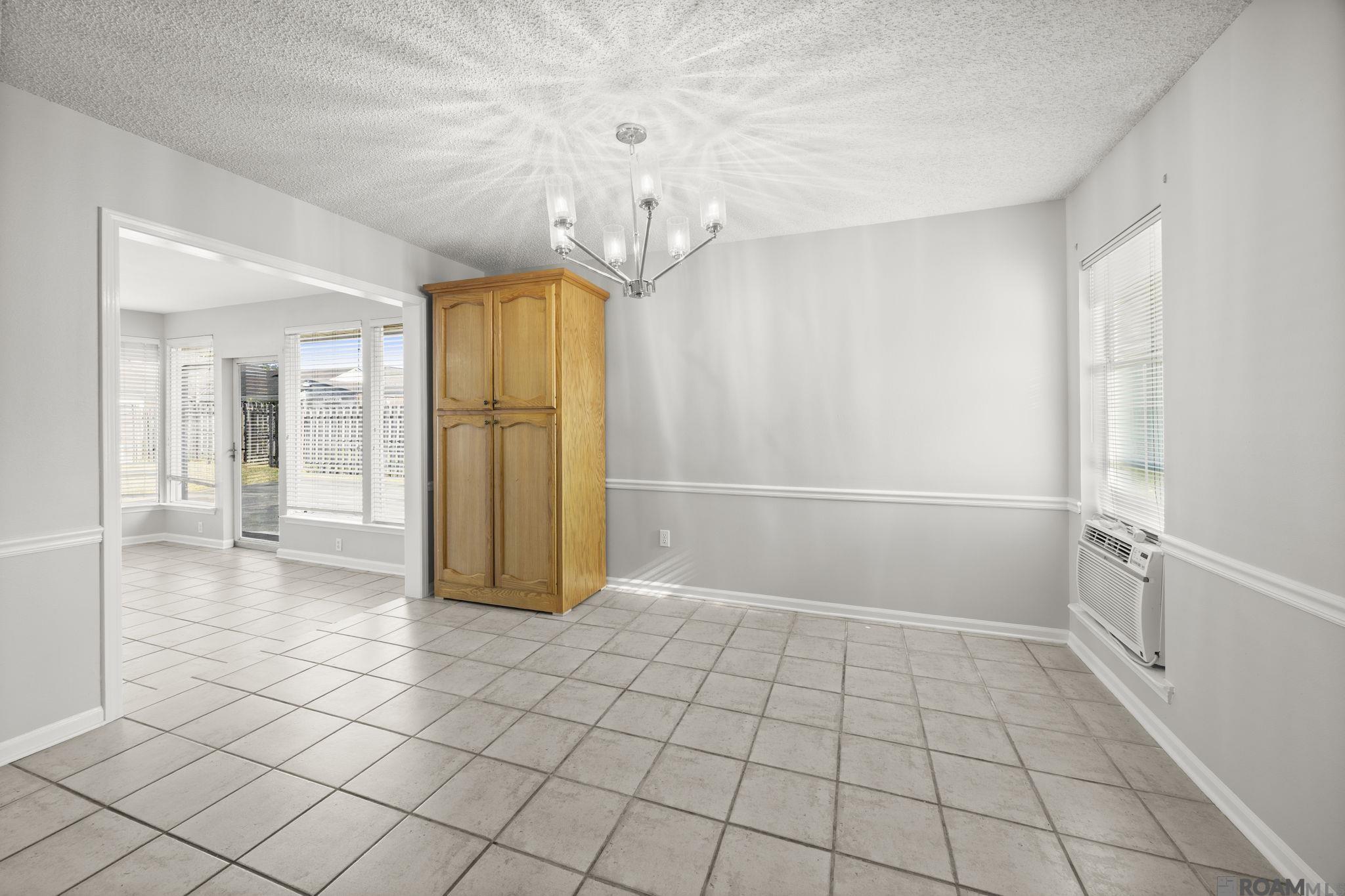 18596 White Oak Rd, Prairieville, LA, 70769