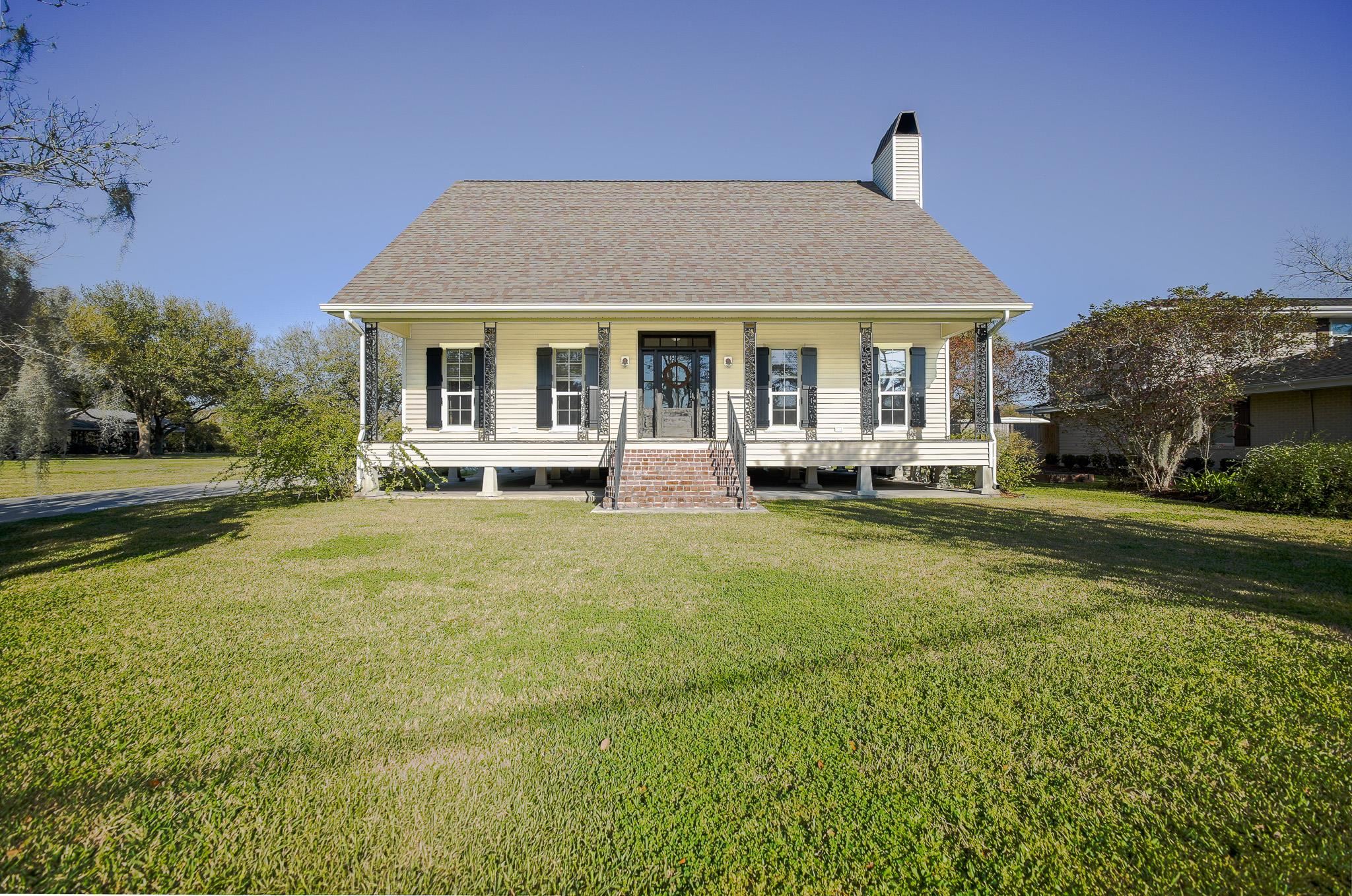 18056 Critter Cove Ln, Livingston, LA, 70754