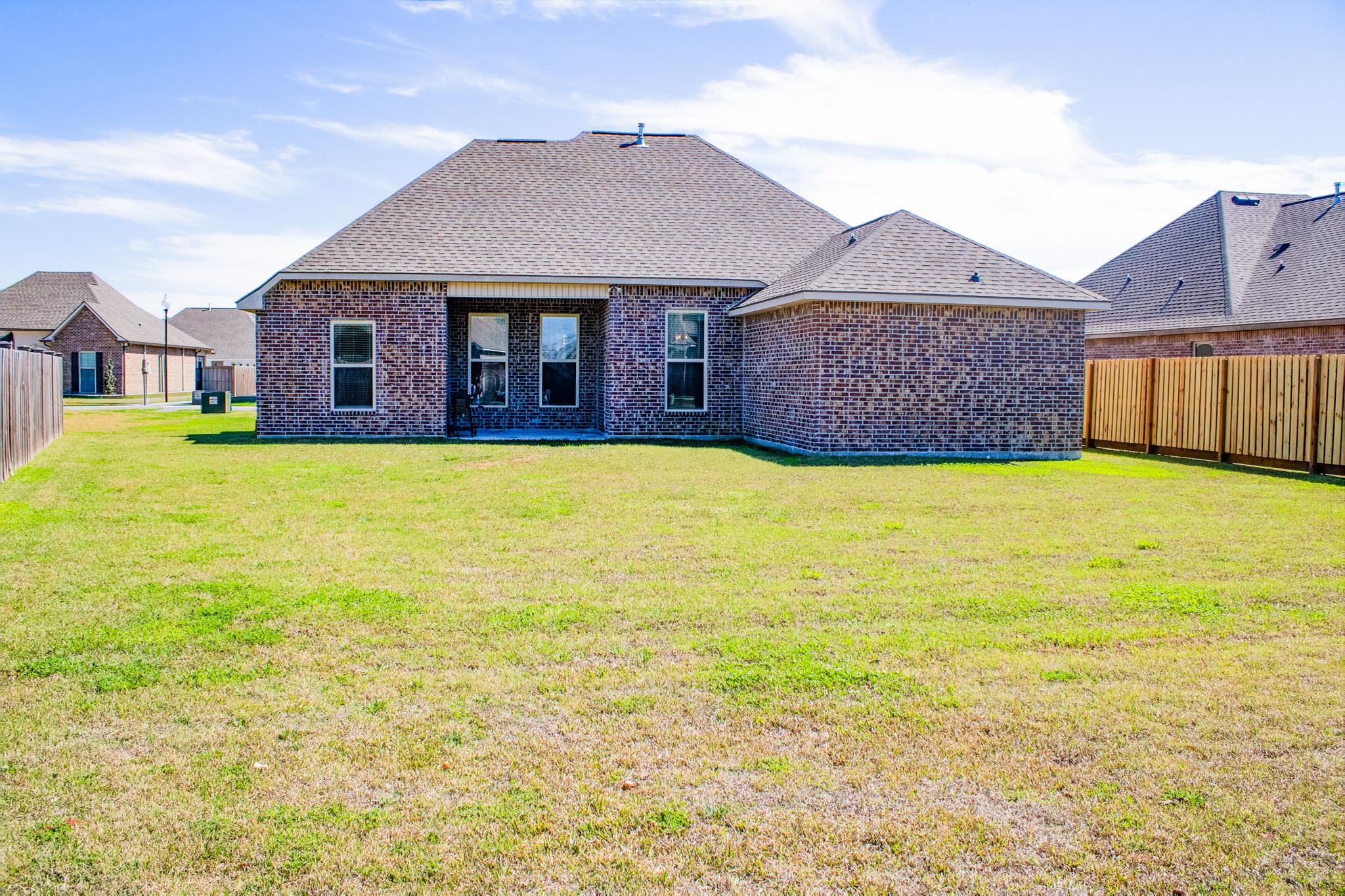 355 Modesto Drive, Houma, LA, 70364