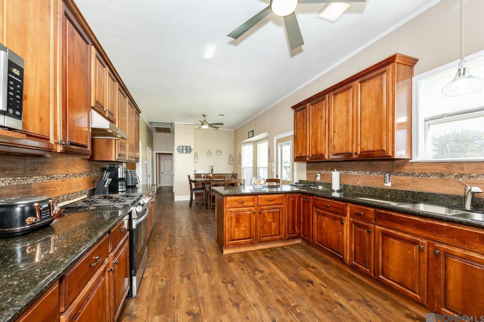 12148 La Hwy 73, Geismar, LA, 70734