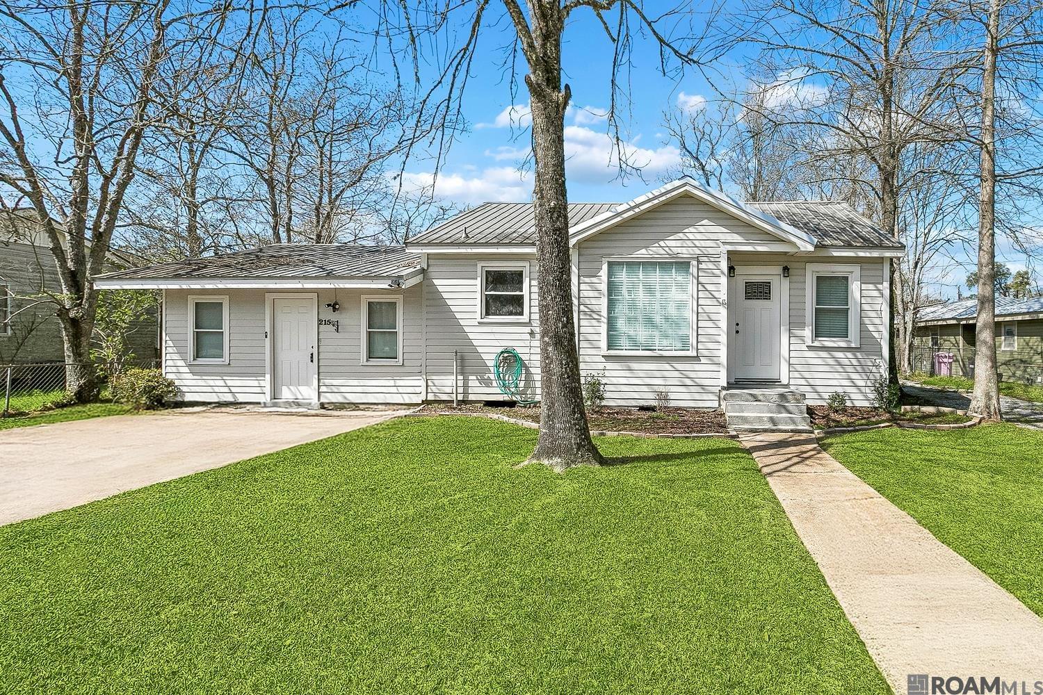 215 8th Street Dr, Ponchatoula, LA, 70454