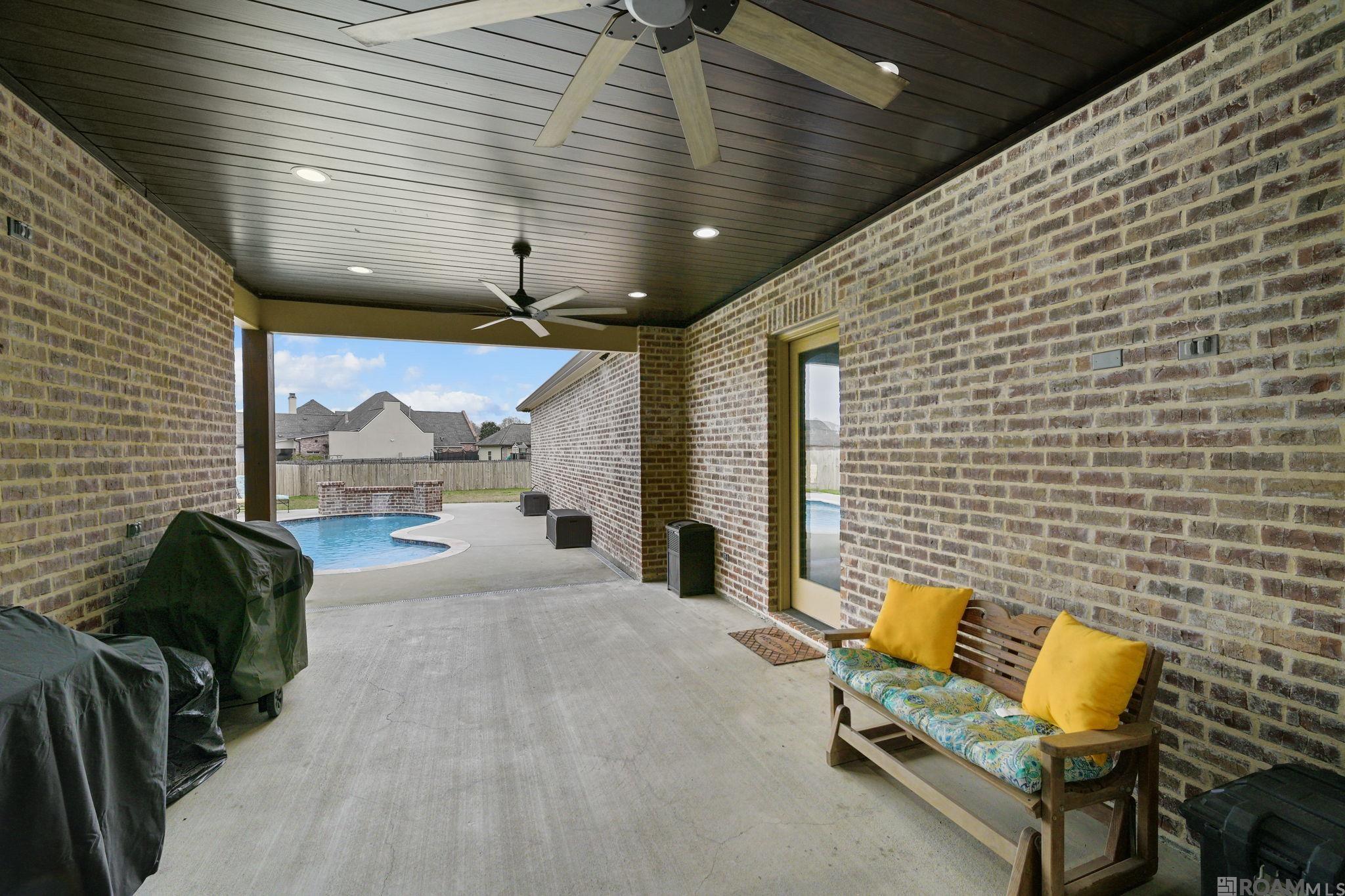 36528 Royal Oak Dr, Prairieville, LA, 70769